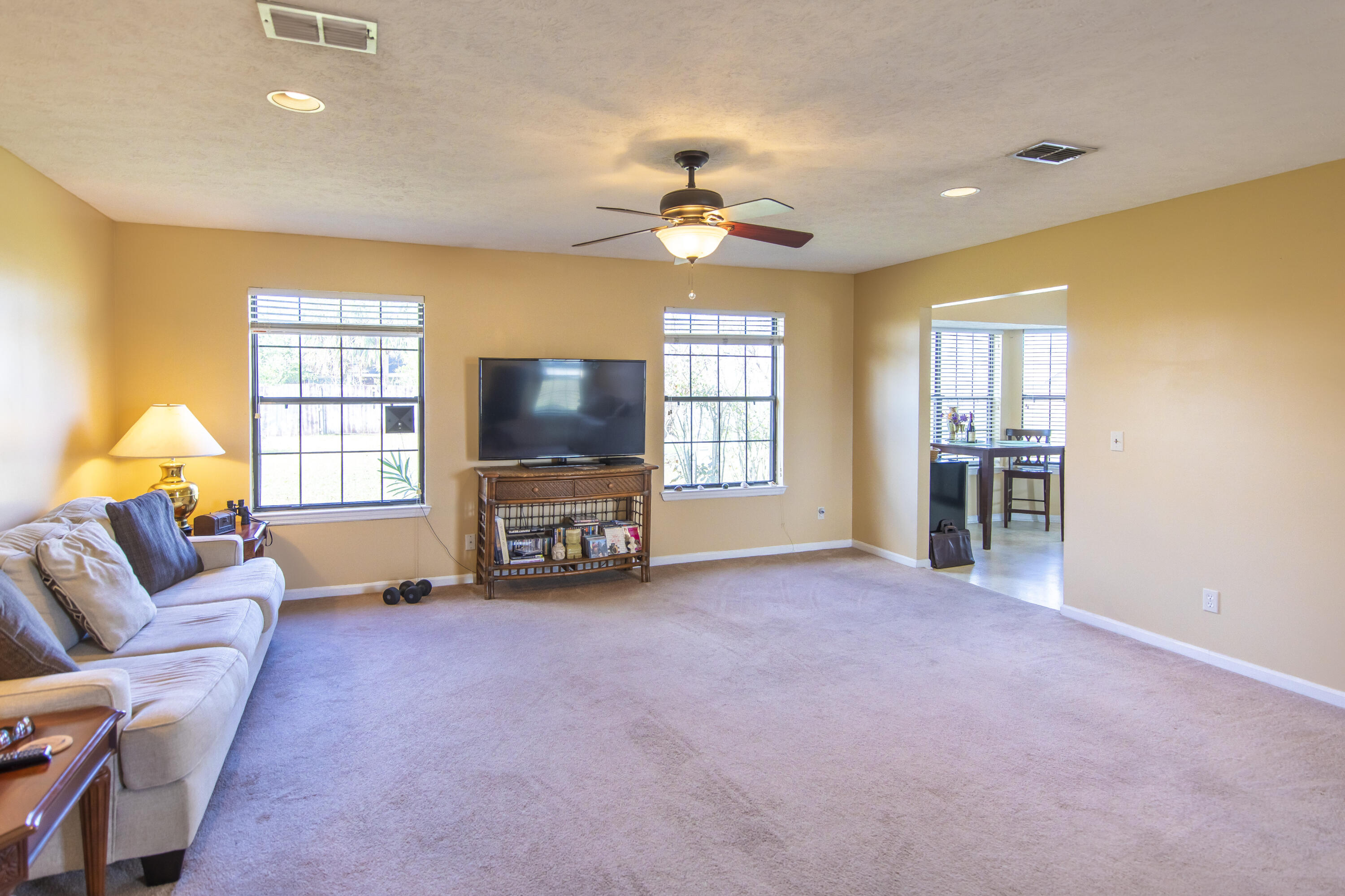 MOWAT HIGHLANDS PH 01 - Residential