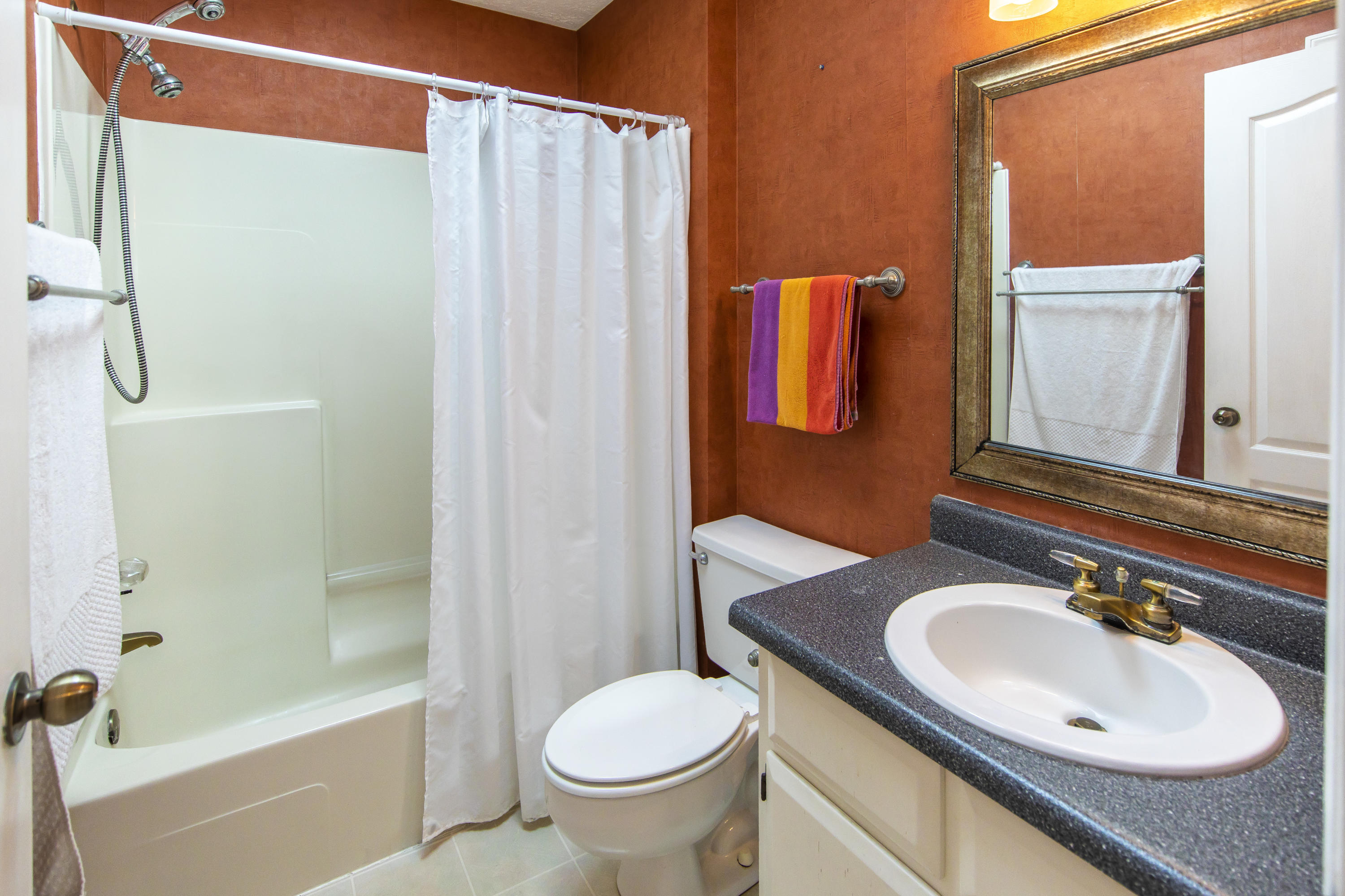 MOWAT HIGHLANDS PH 01 - Residential