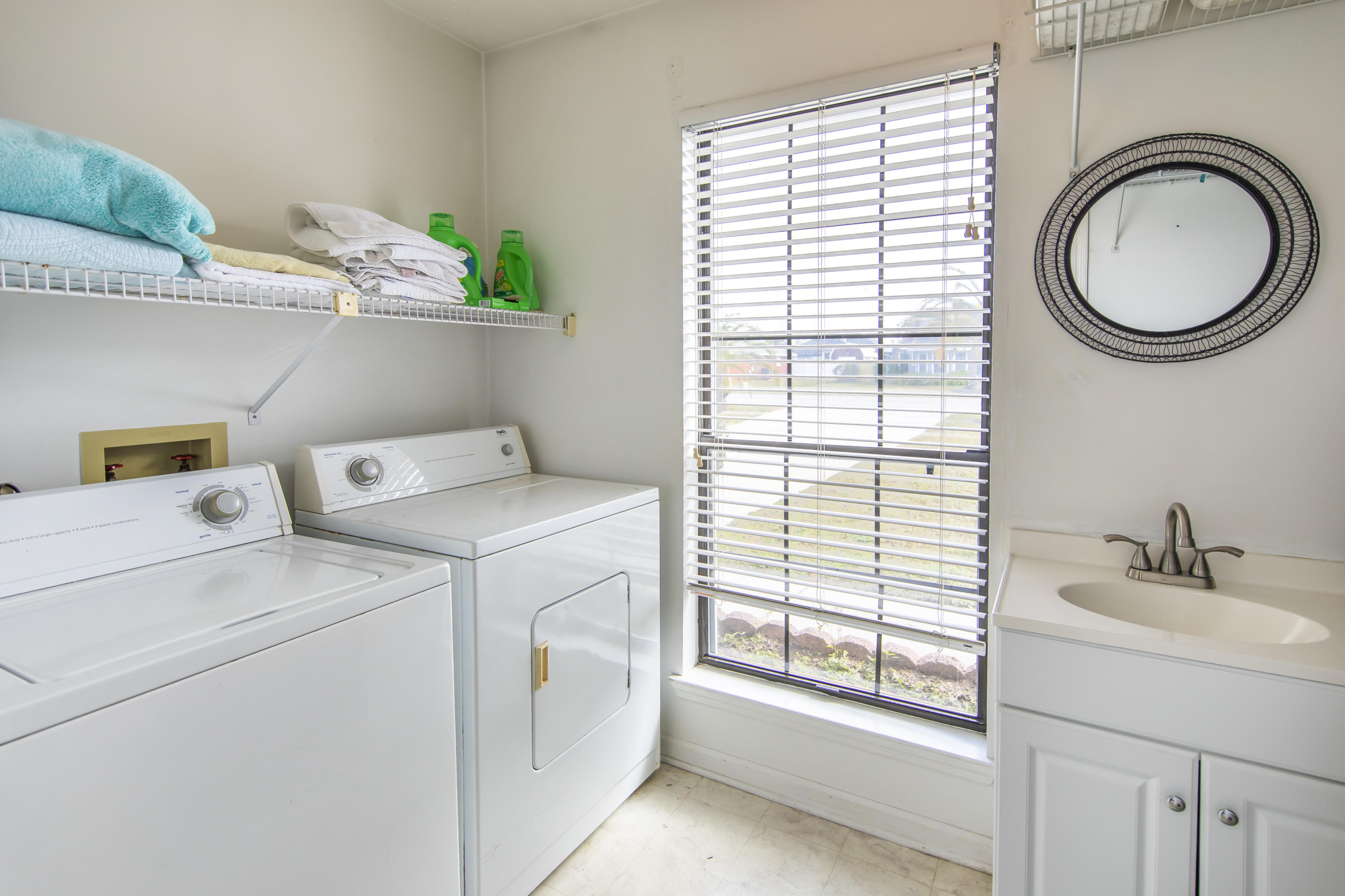 MOWAT HIGHLANDS PH 01 - Residential