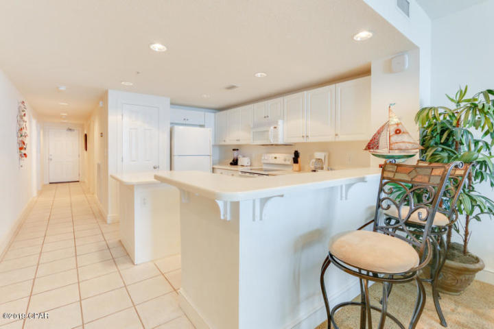 MAJESTIC BEACH TOWERS II - Residential