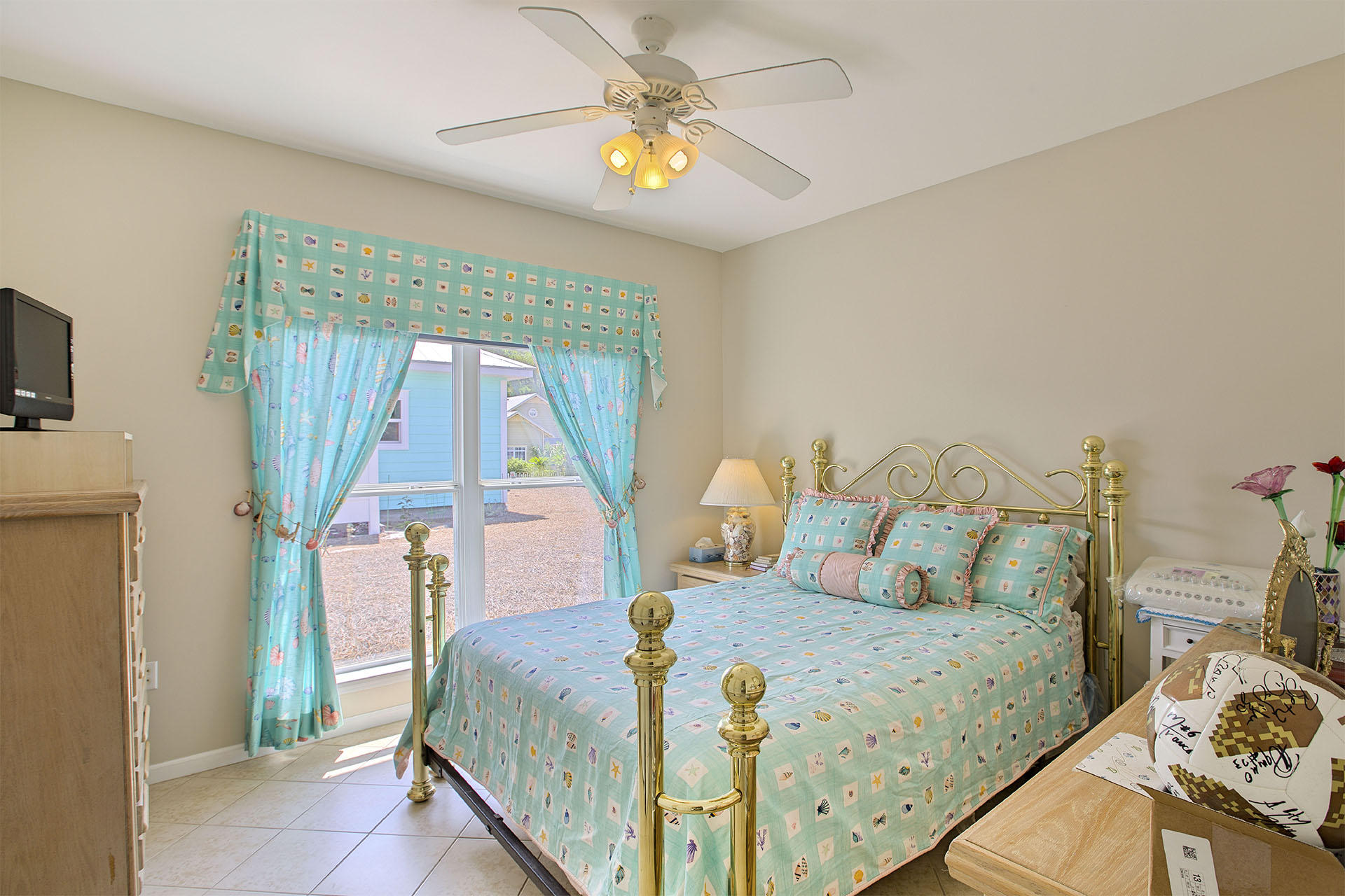 SEA DUNES - Residential