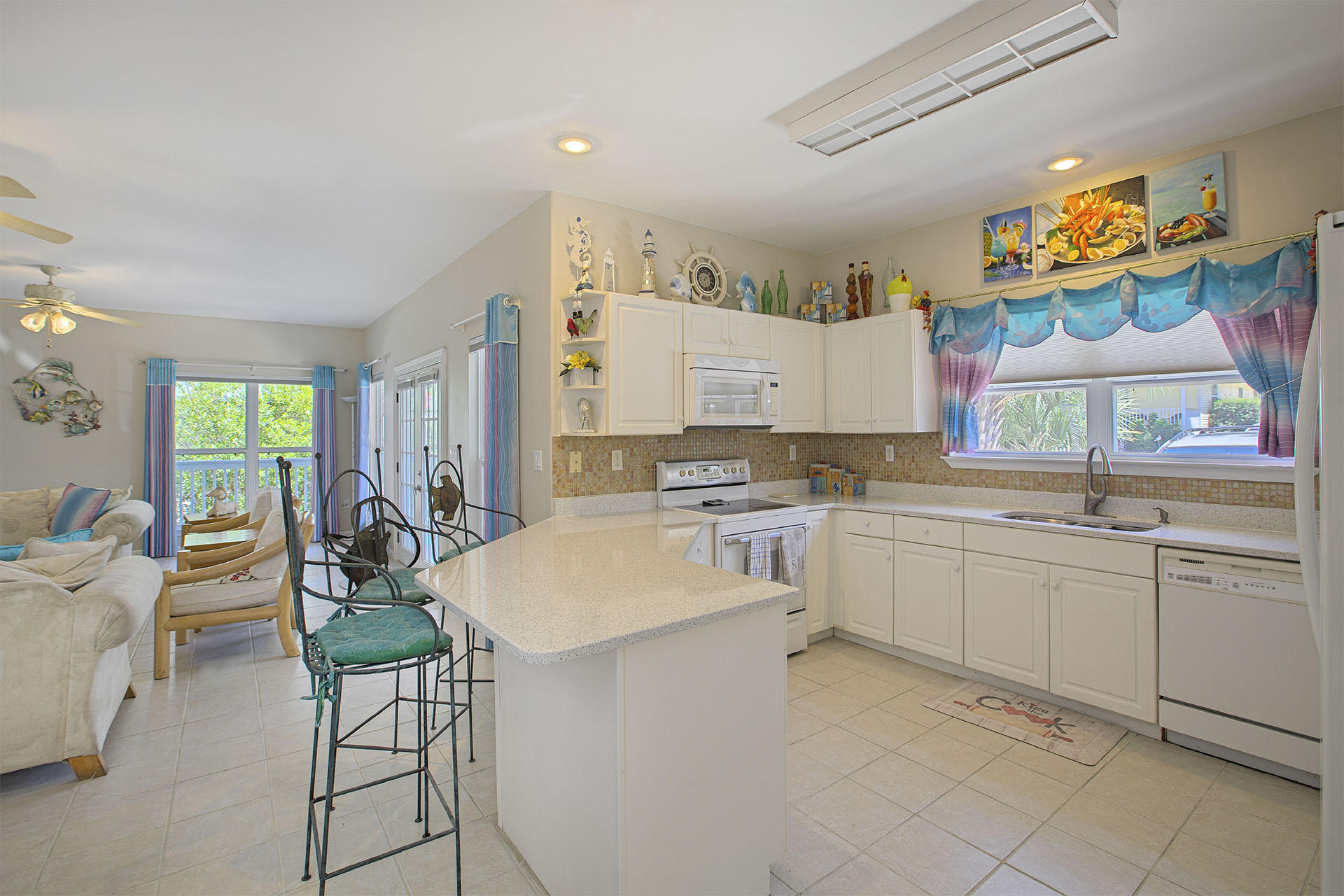 SEA DUNES - Residential