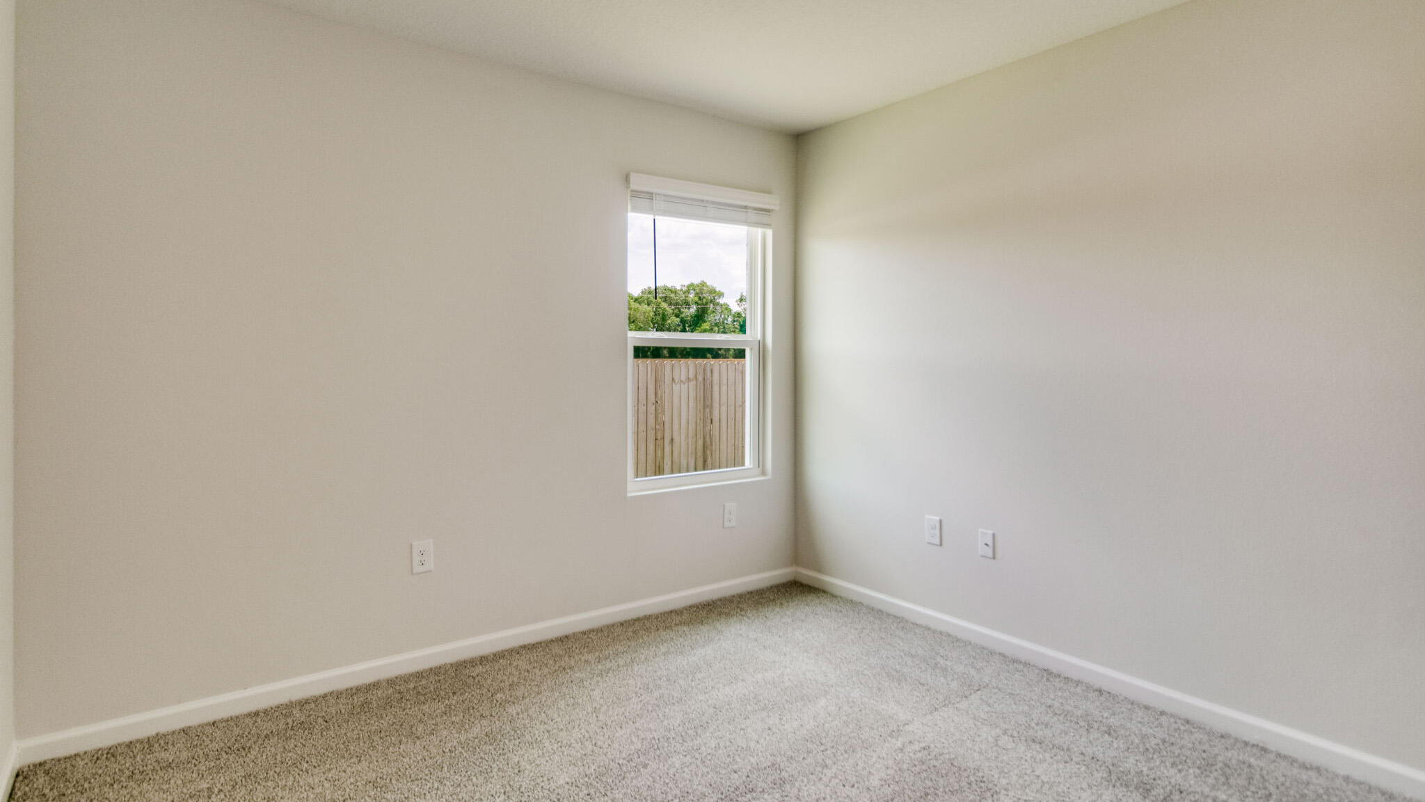 PLANTATION WOODS - Residential