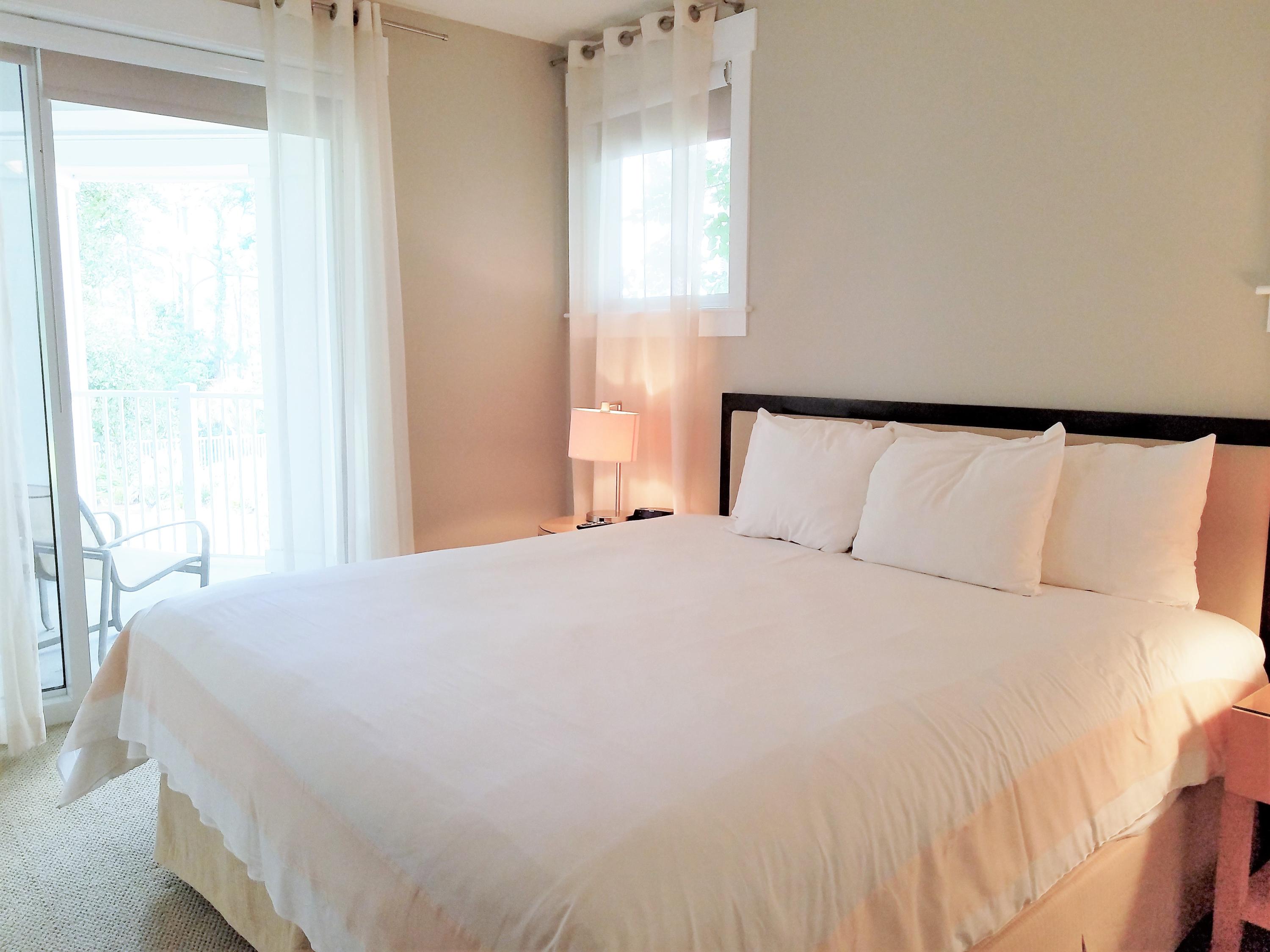 BAHIA CONDO - Residential