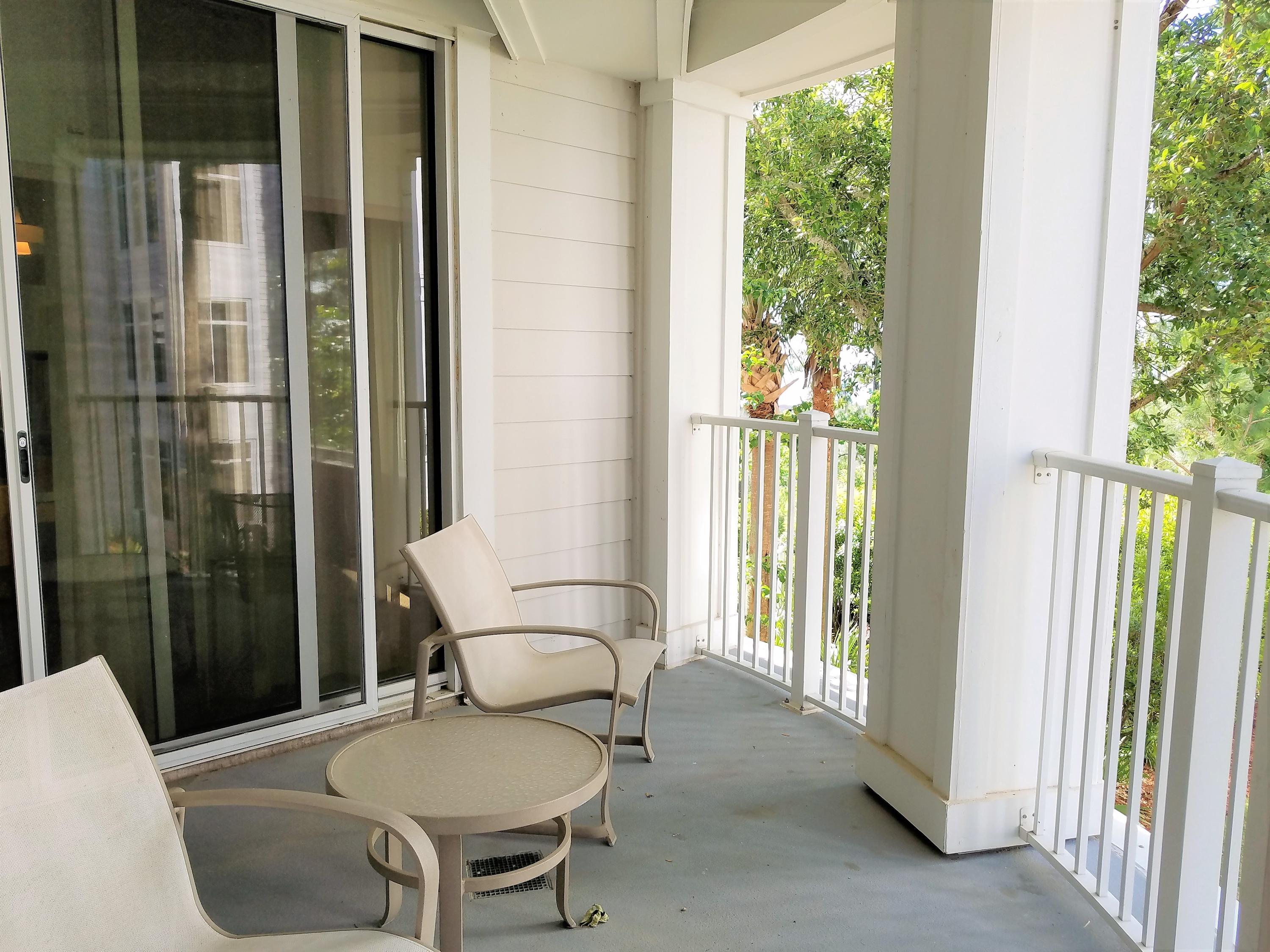 BAHIA CONDO - Residential