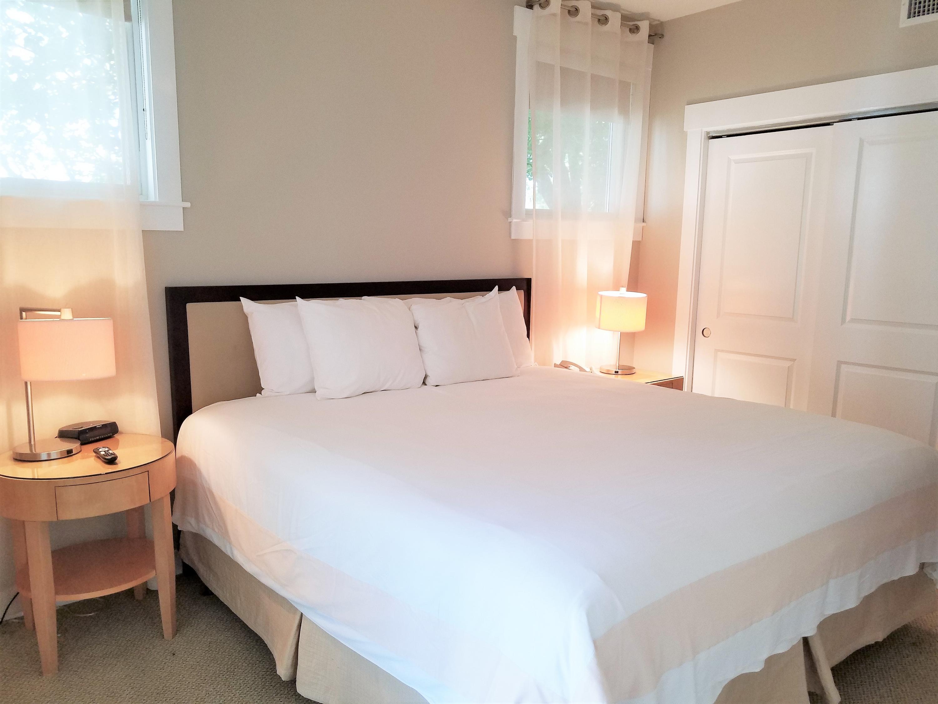 BAHIA CONDO - Residential