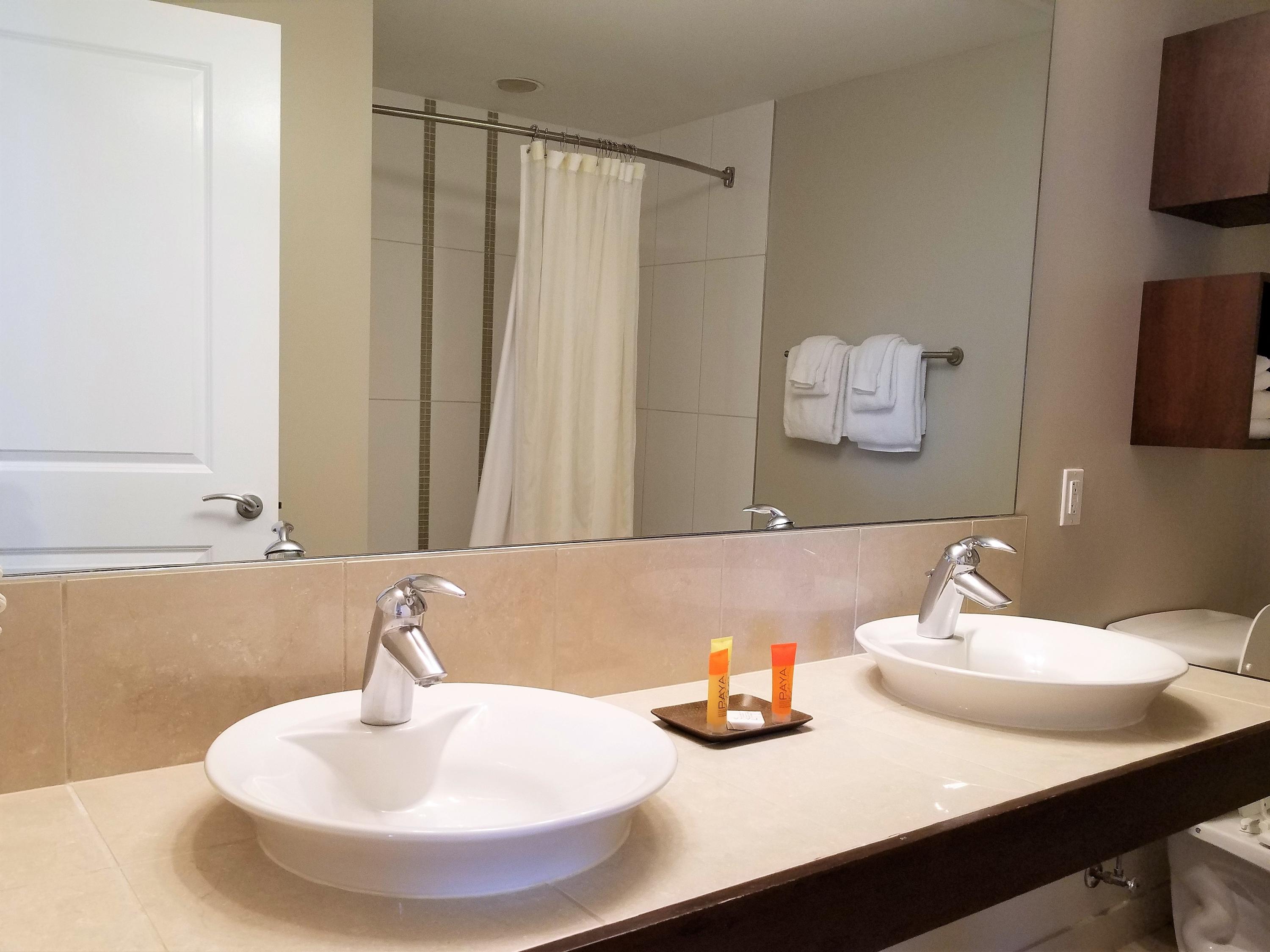 BAHIA CONDO - Residential