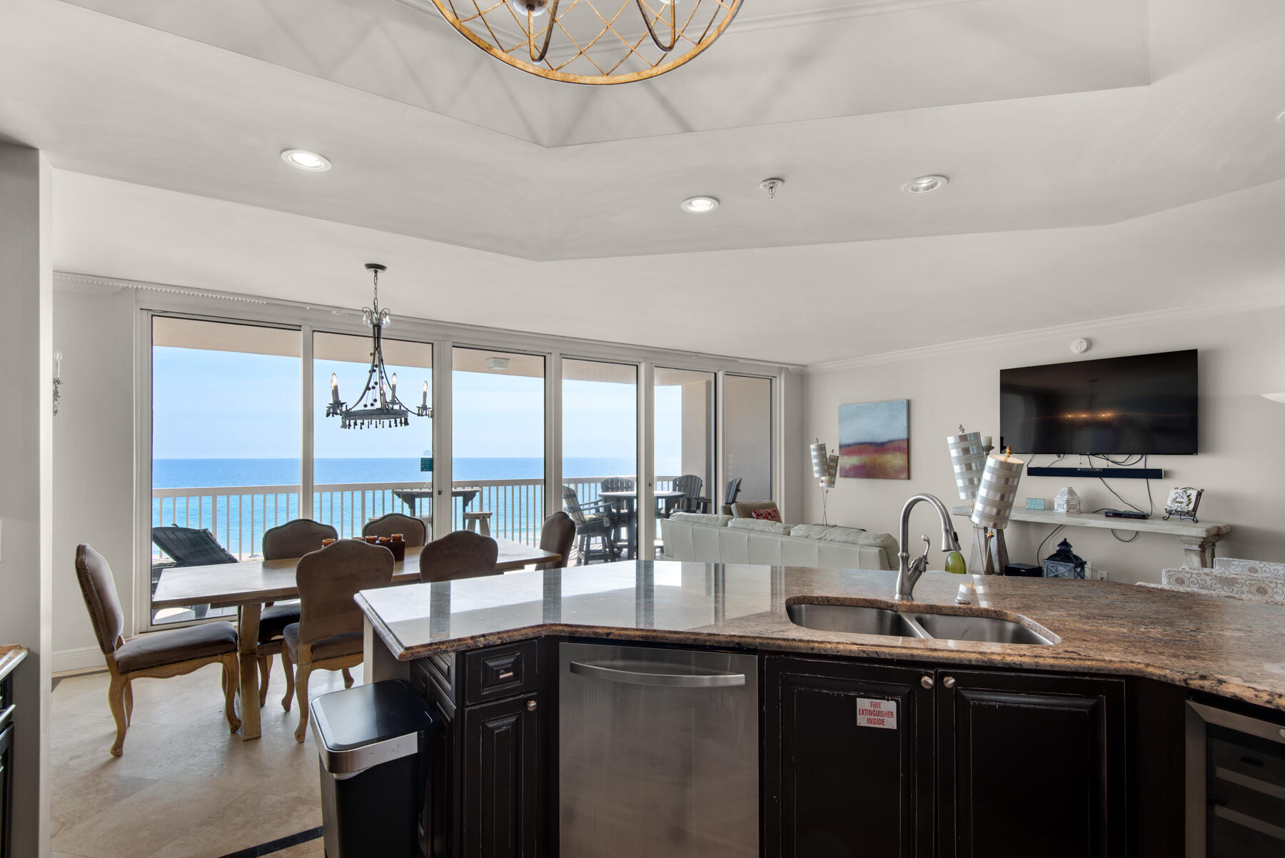 ST. MAARTEN AT SILVER SHELLS - Residential