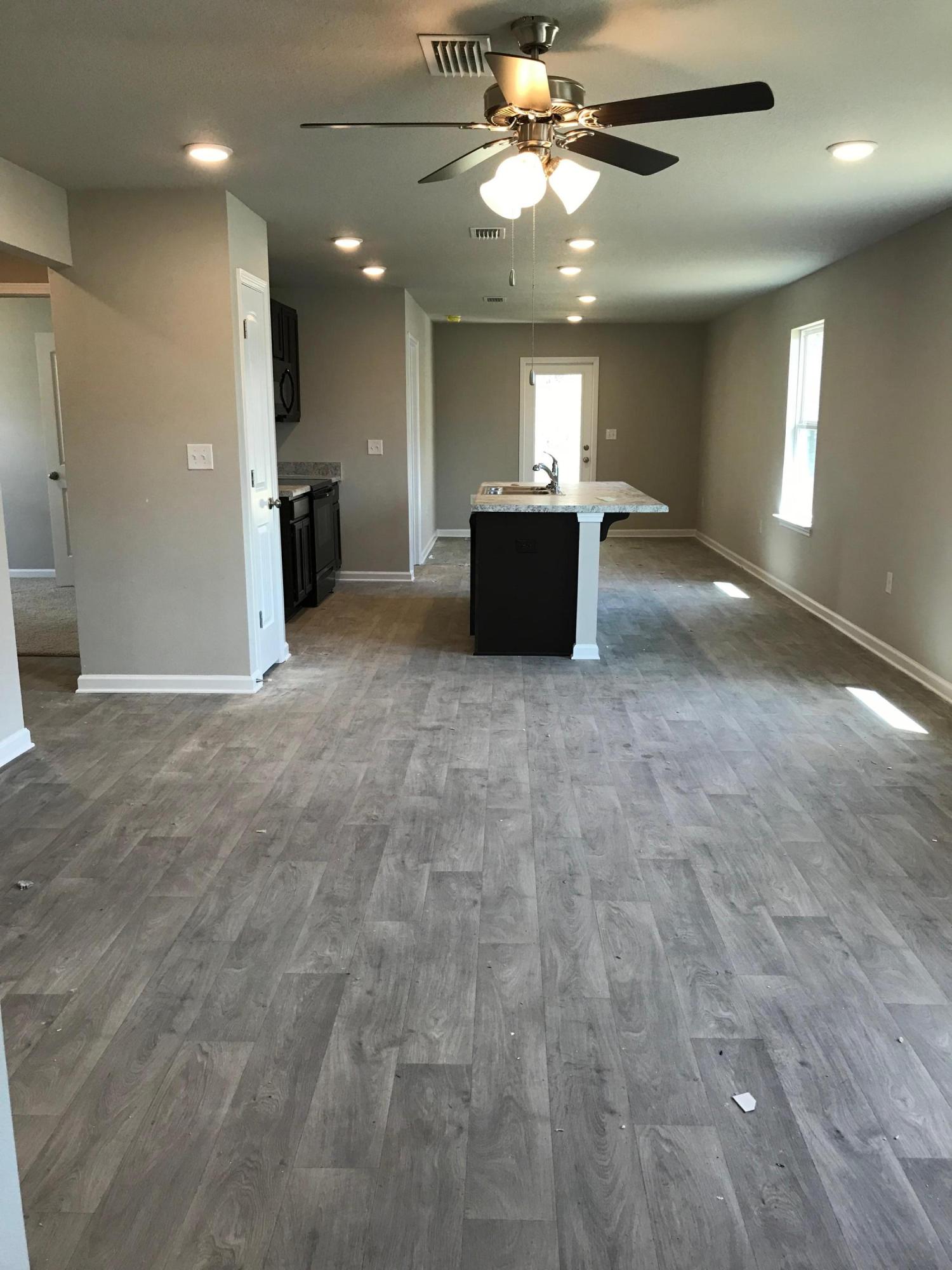 HAMMOCK BAY - Residential Lease