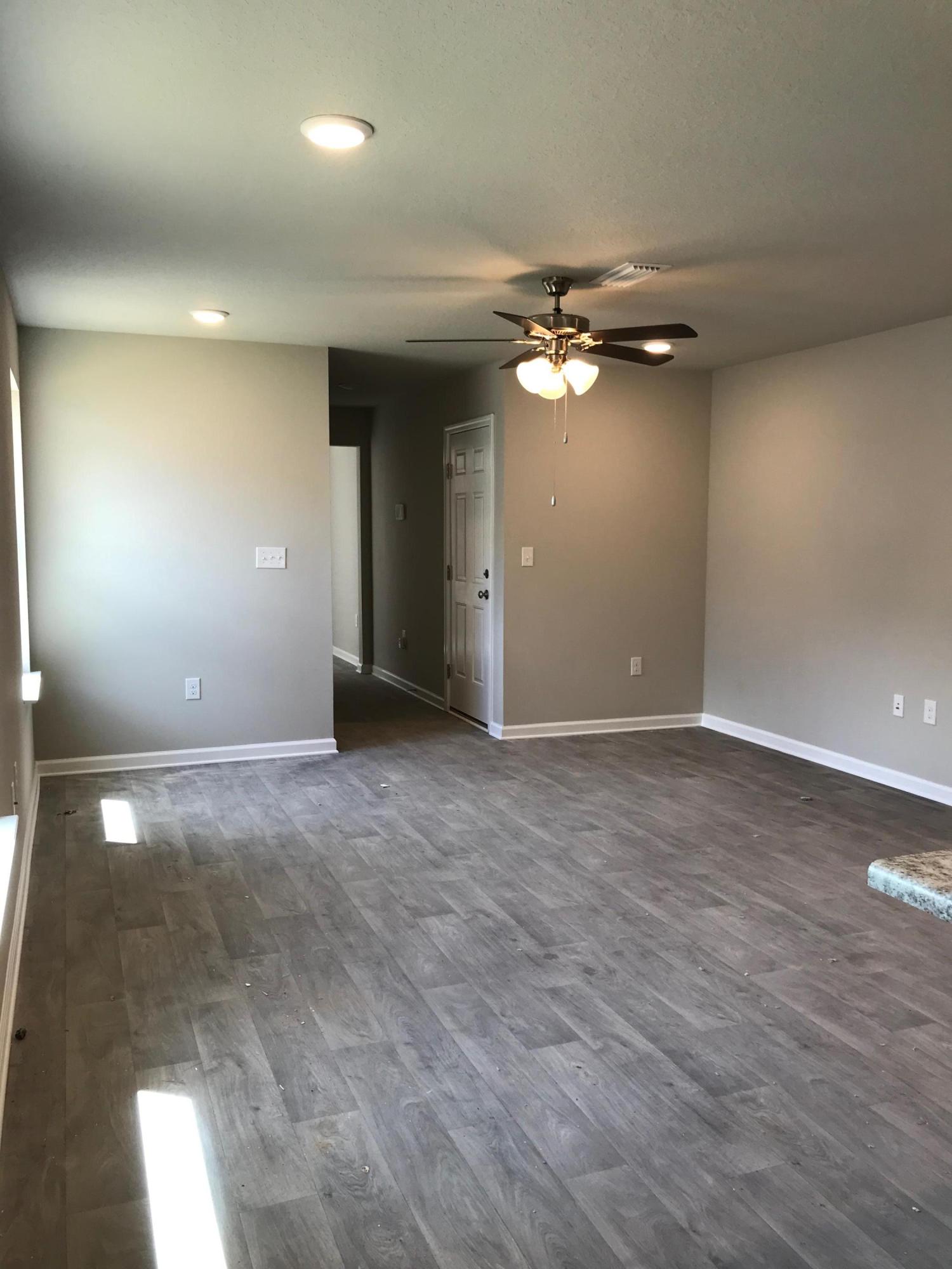 HAMMOCK BAY - Residential Lease