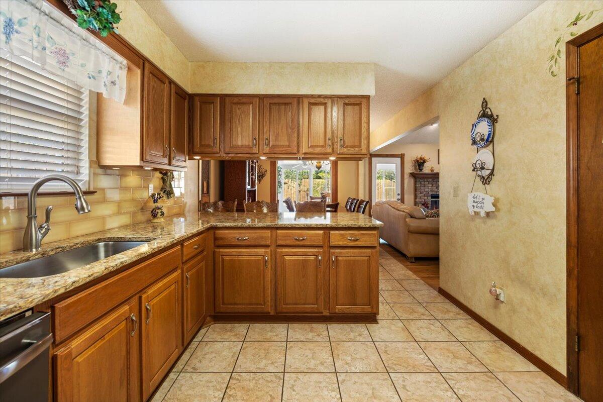 CHATEAU PRES DE LA MER - Residential