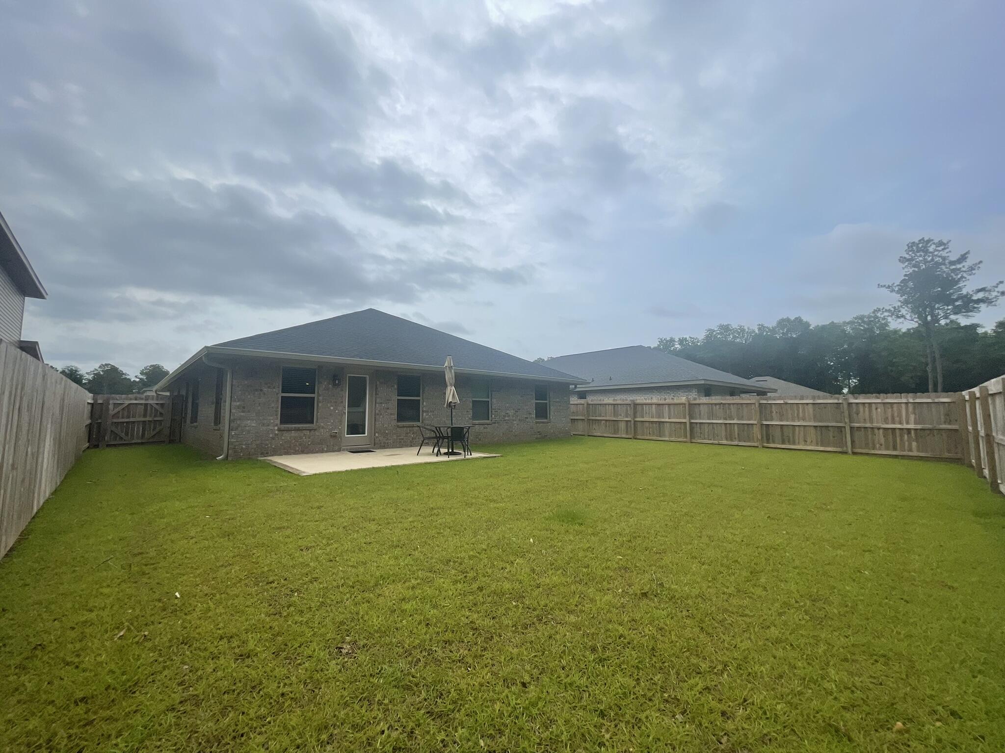 RIDGEWAY LANDING PHASE 1 - Residential Lease