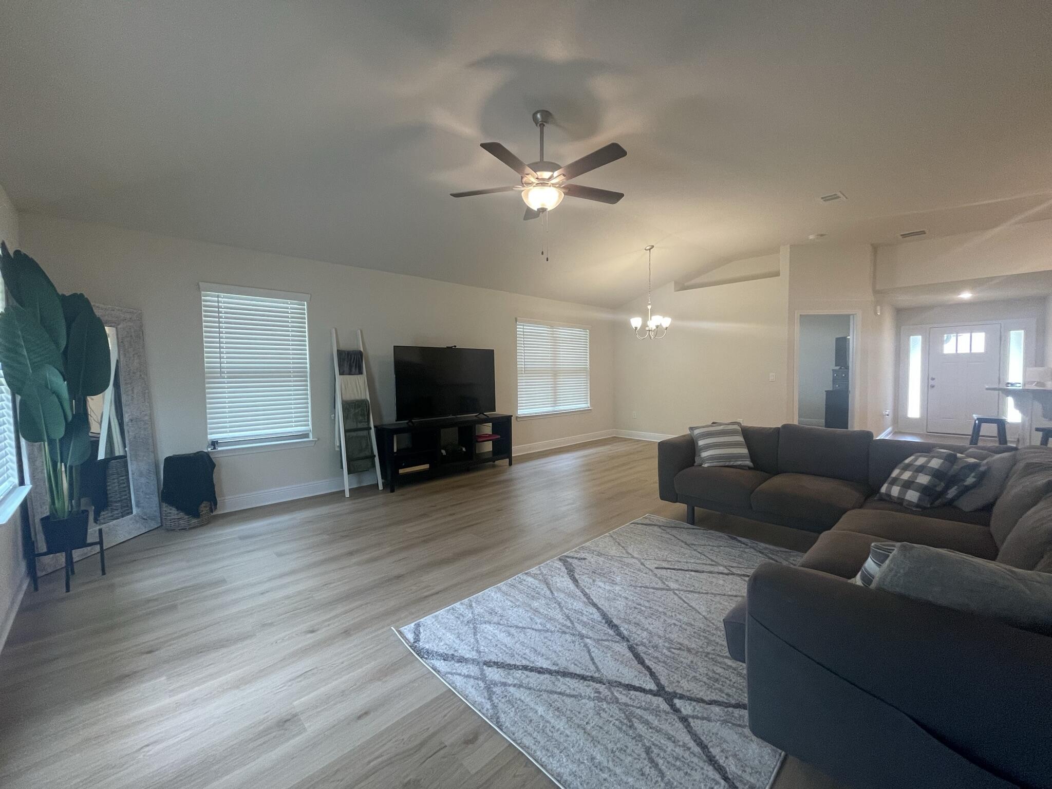 RIDGEWAY LANDING PHASE 1 - Residential Lease