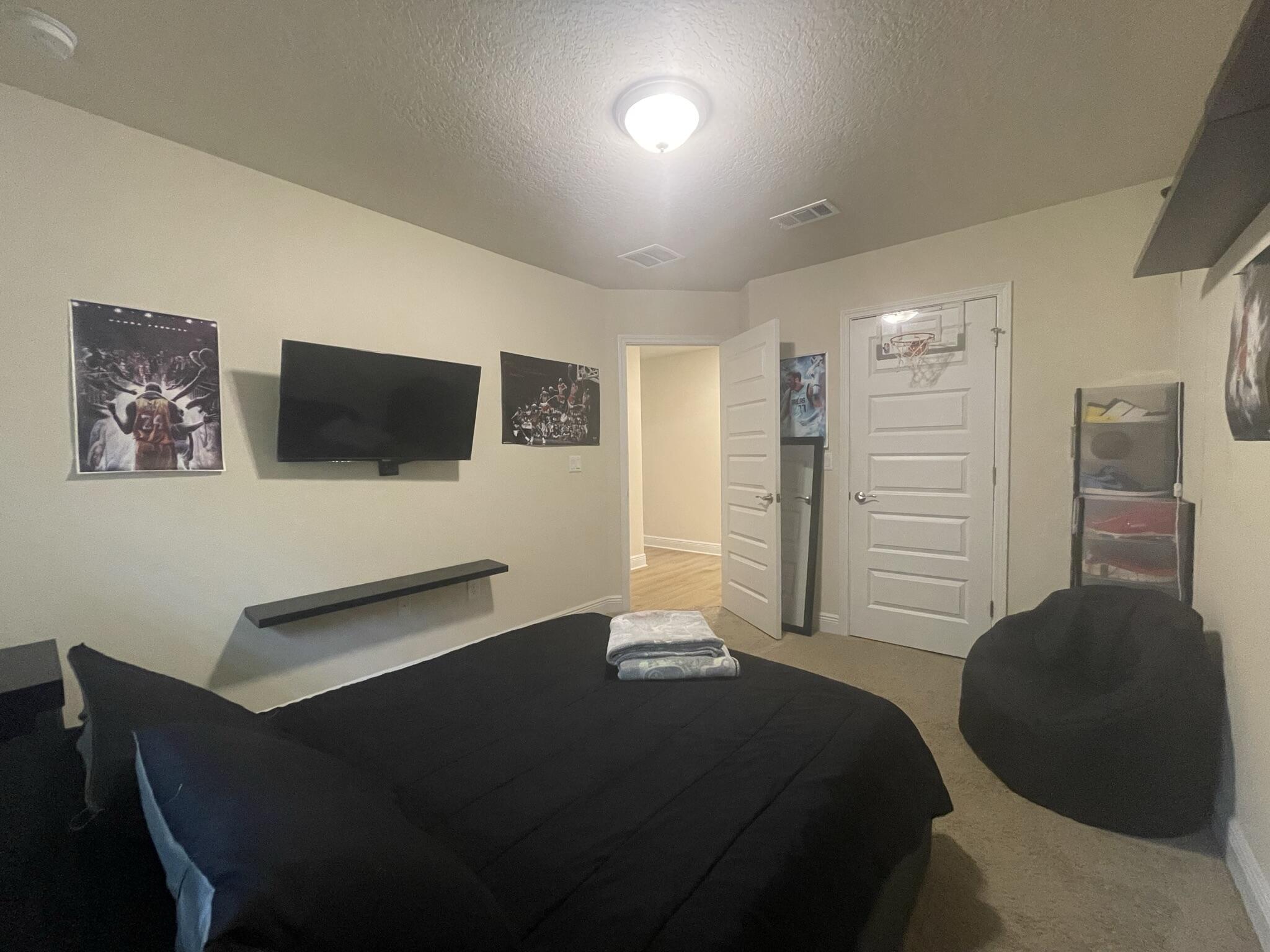 RIDGEWAY LANDING PHASE 1 - Residential Lease