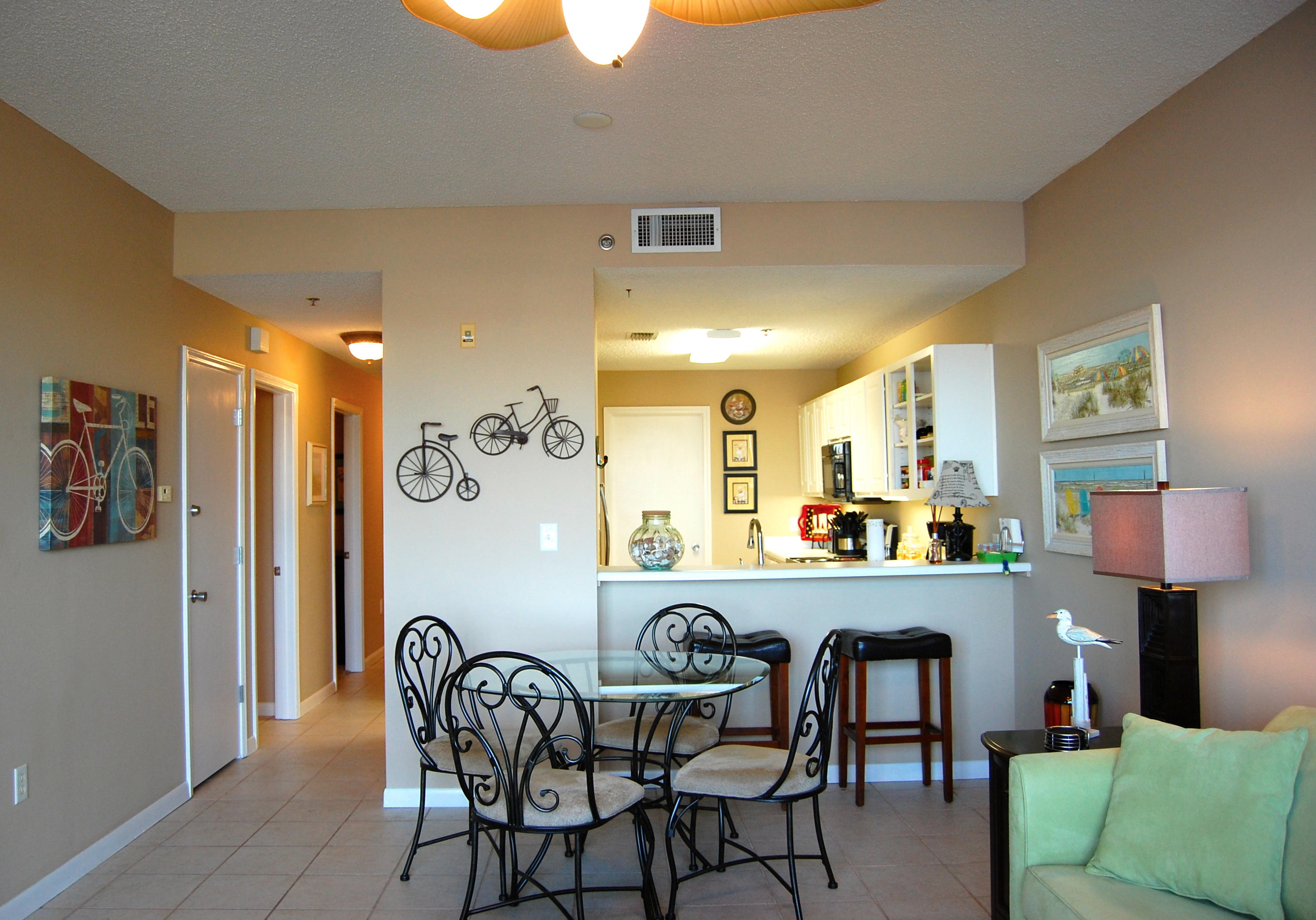 PALM COURT YACHT CLUB - Residential