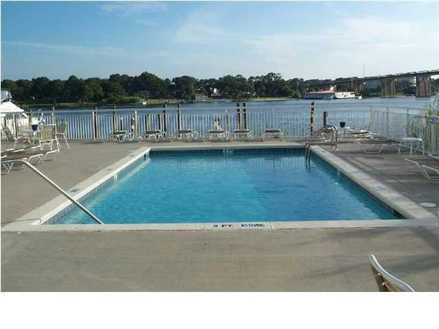 PALM COURT YACHT CLUB - Residential