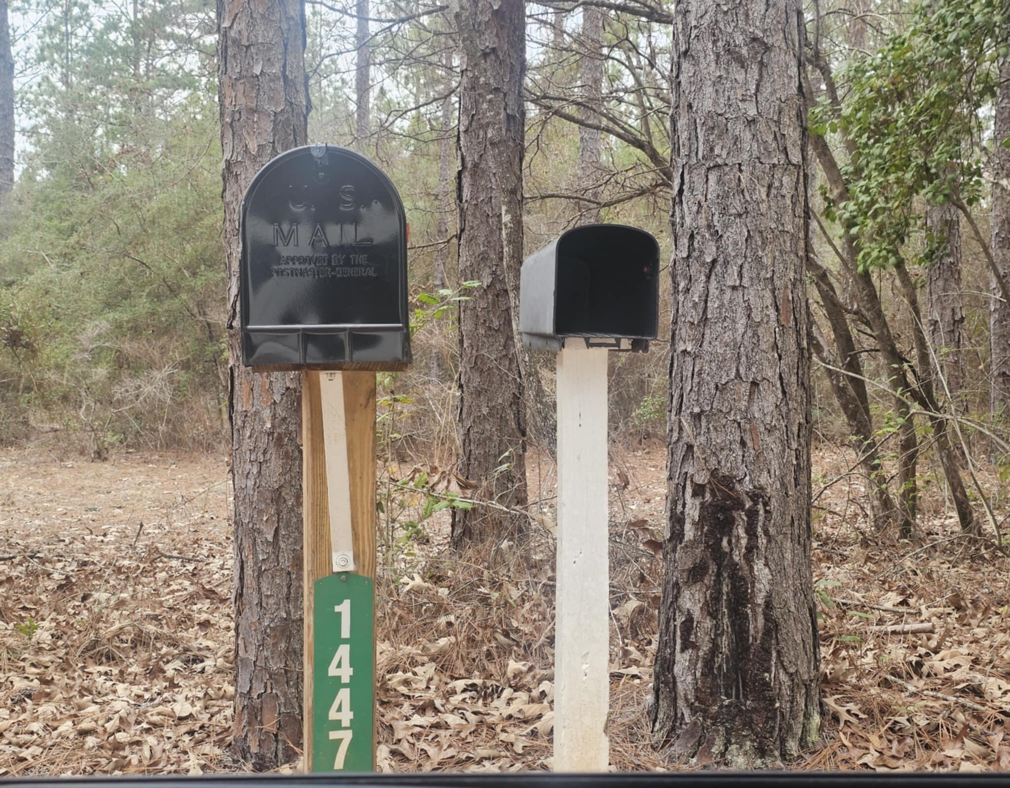 METES & BOUNDS - Land