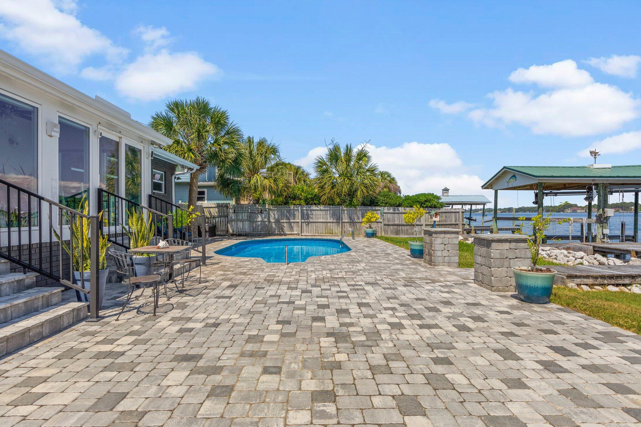 SANTA ROSA ISLAND - Residential