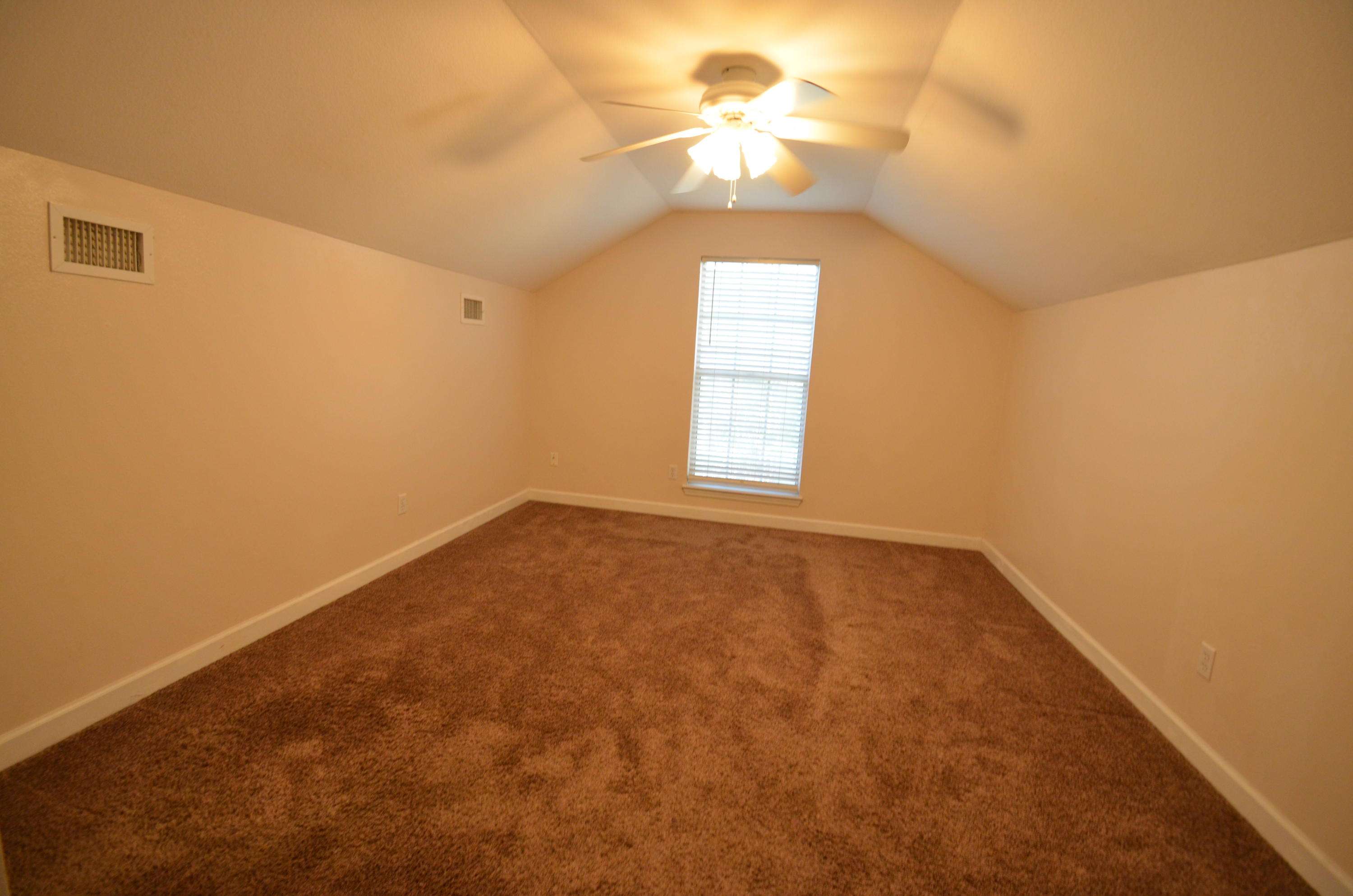 MARINERS COVE - Residential