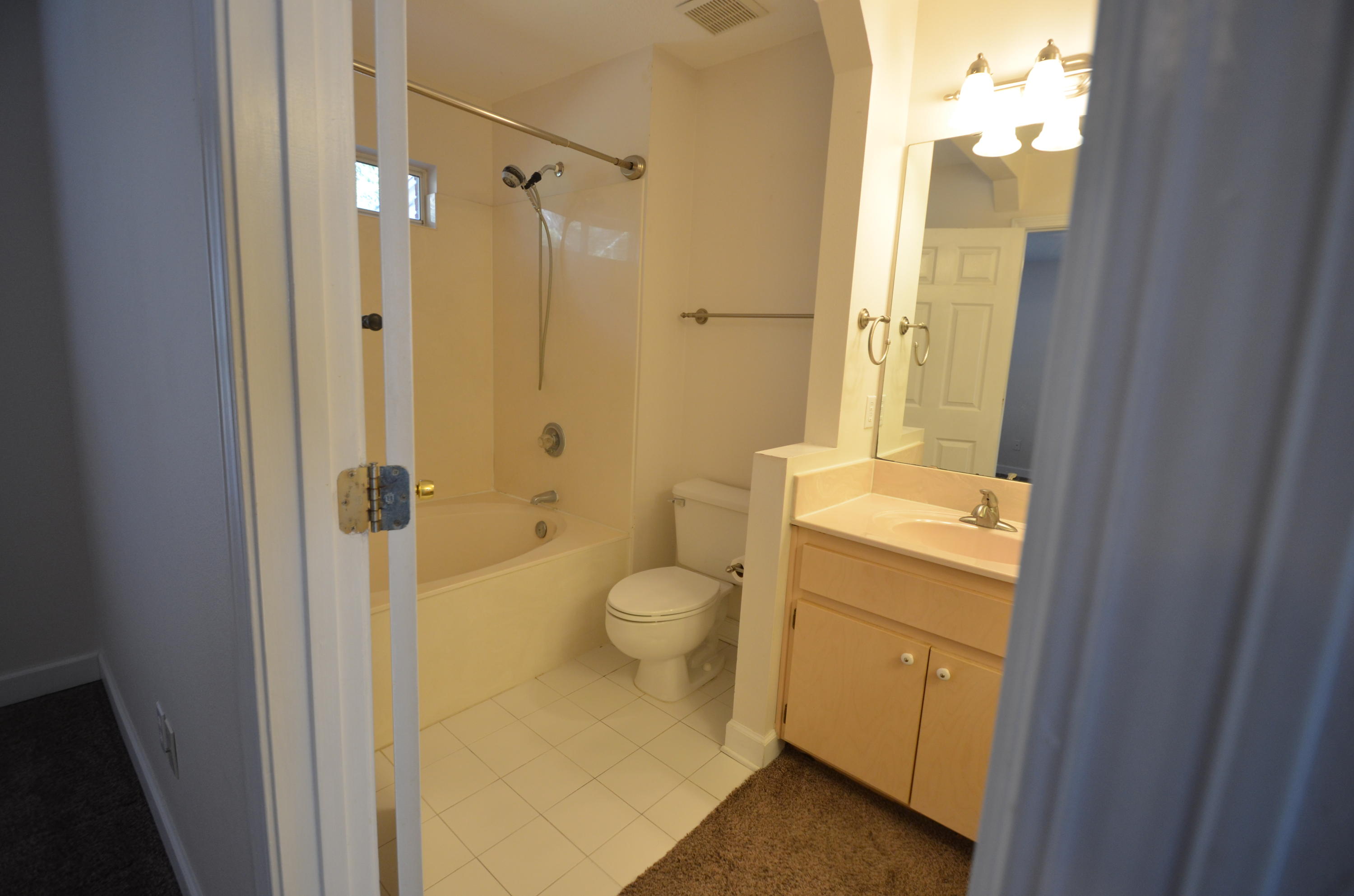 MARINERS COVE - Residential