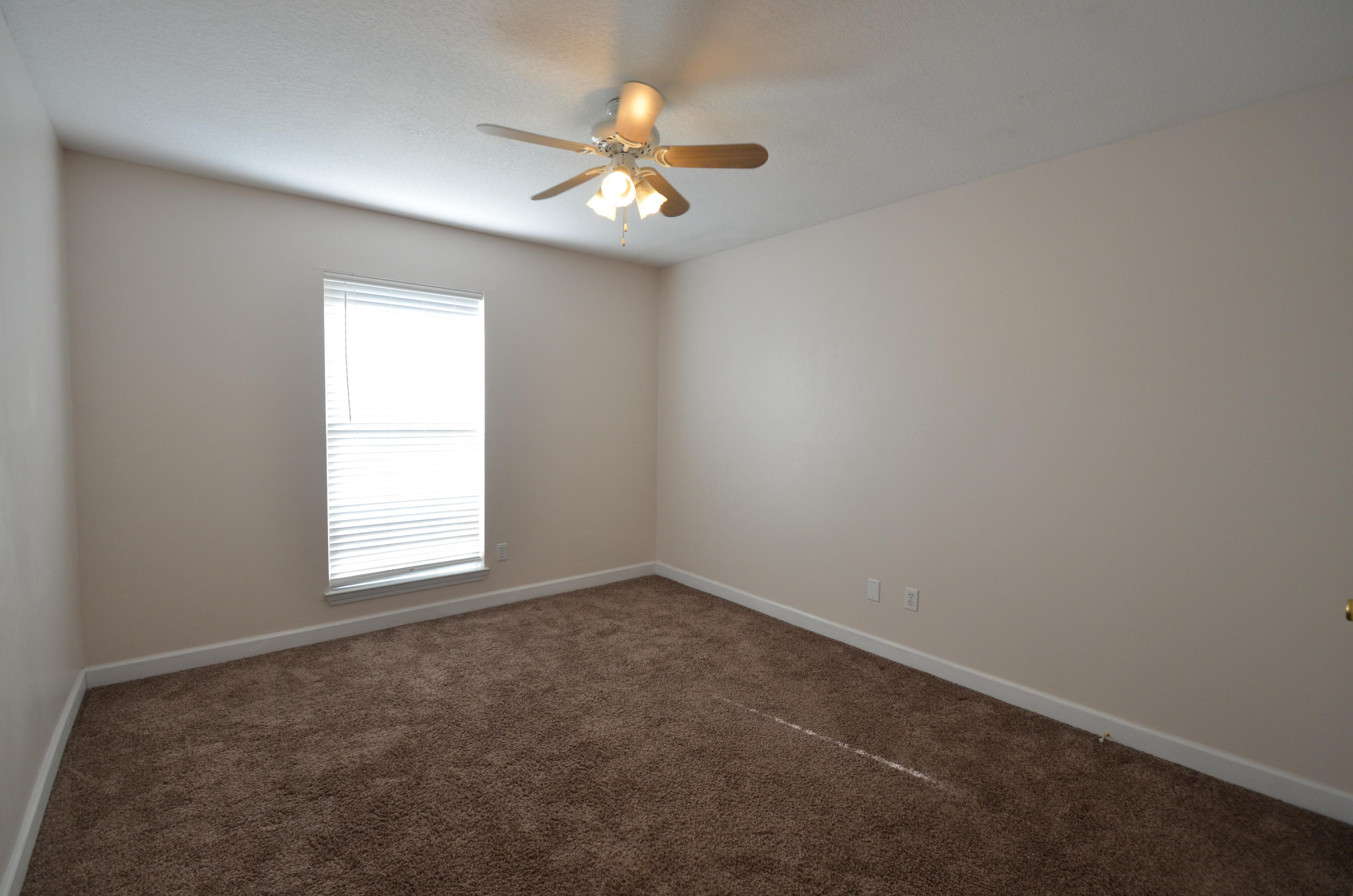 MARINERS COVE - Residential