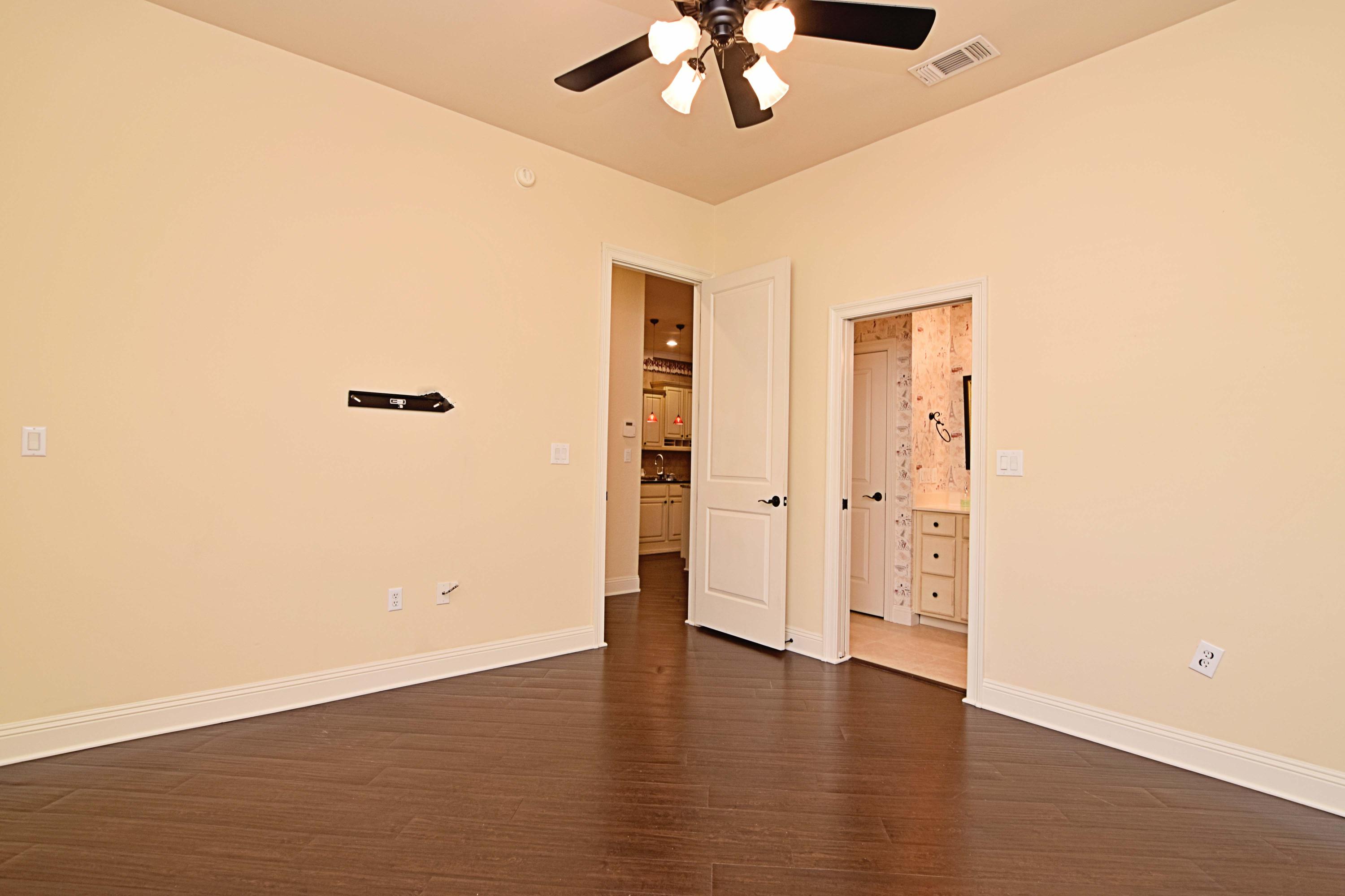 SWIFT CREEK - Residential