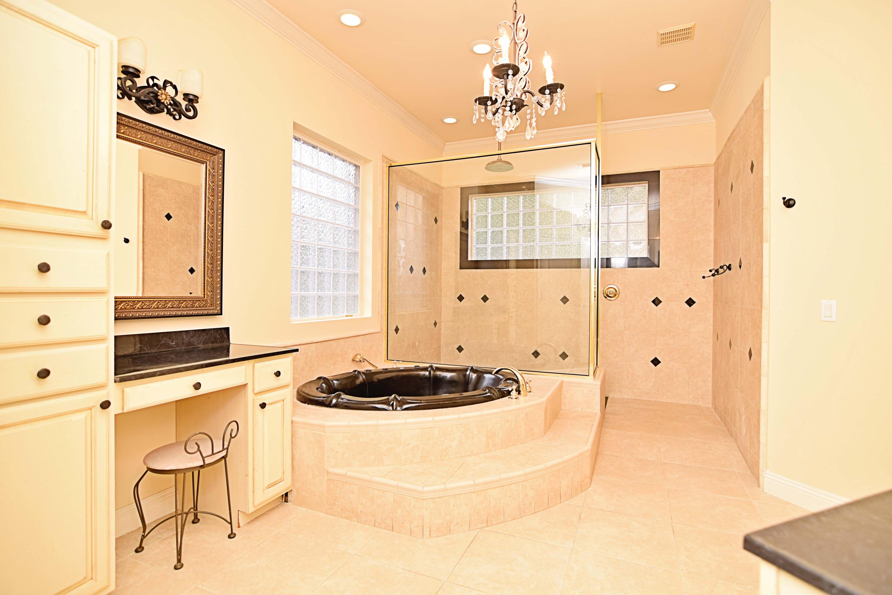 SWIFT CREEK - Residential