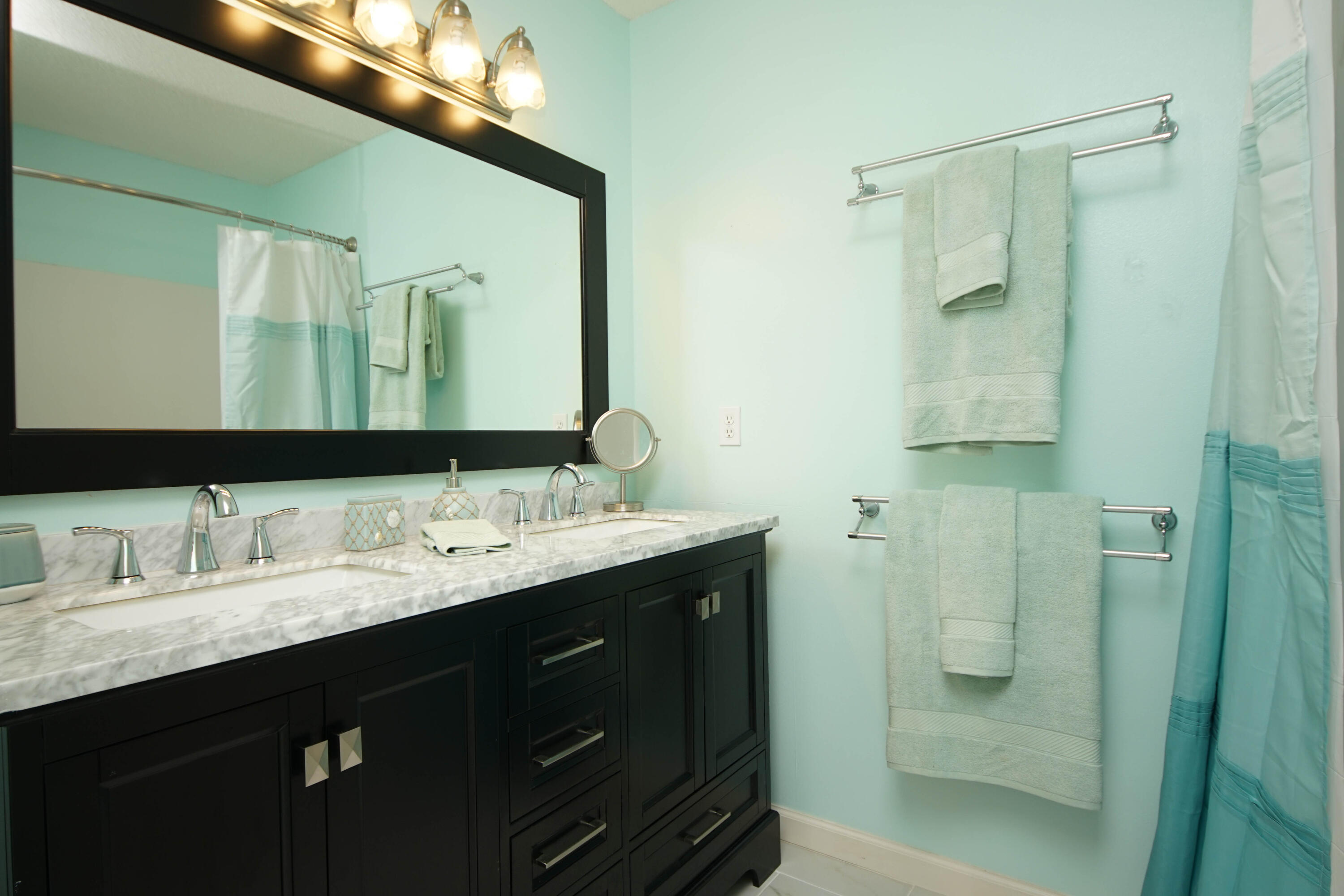 BELLA PLACE T/H - Residential