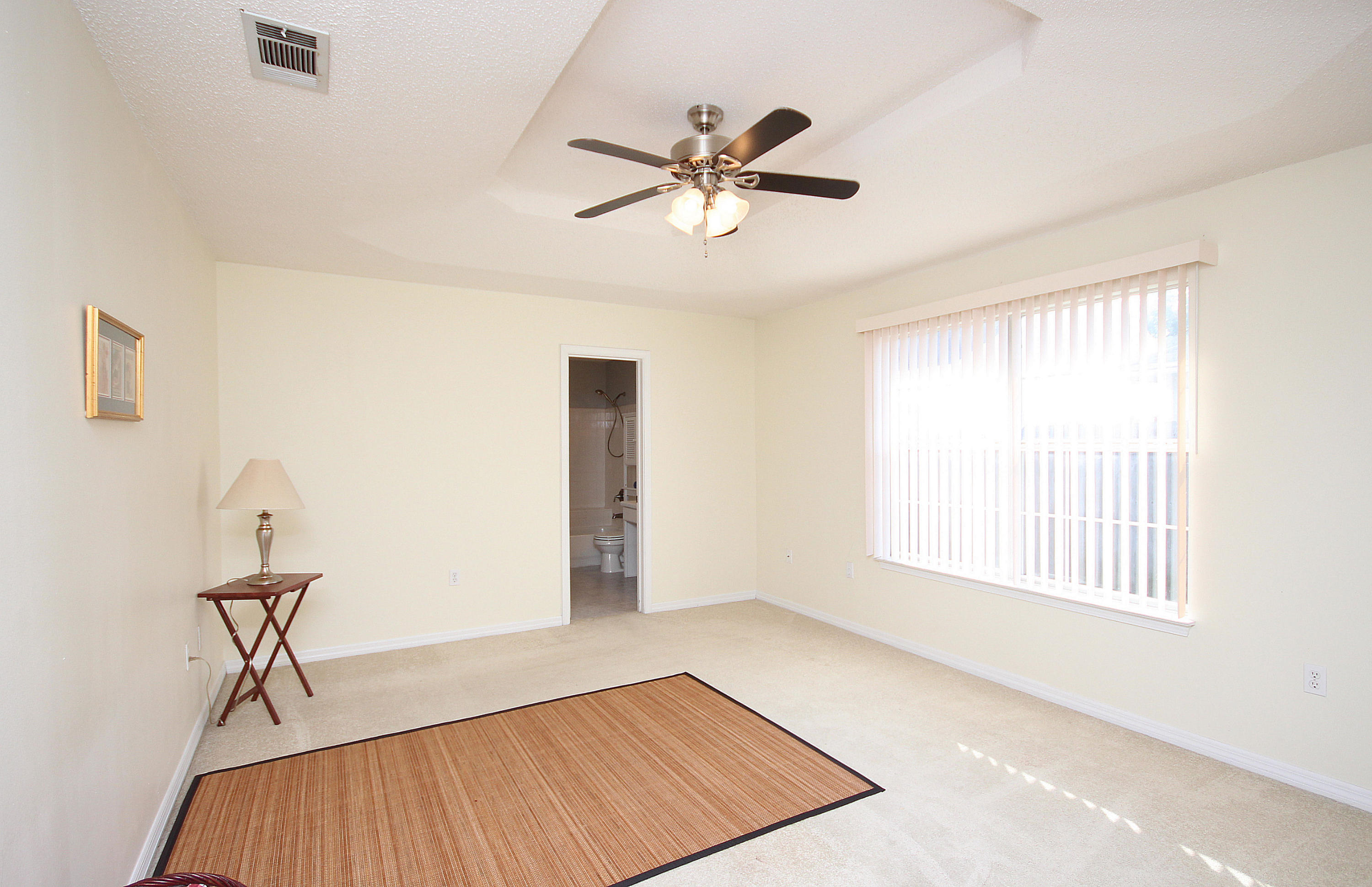 ROANOKE VILLAGE S/D - Residential