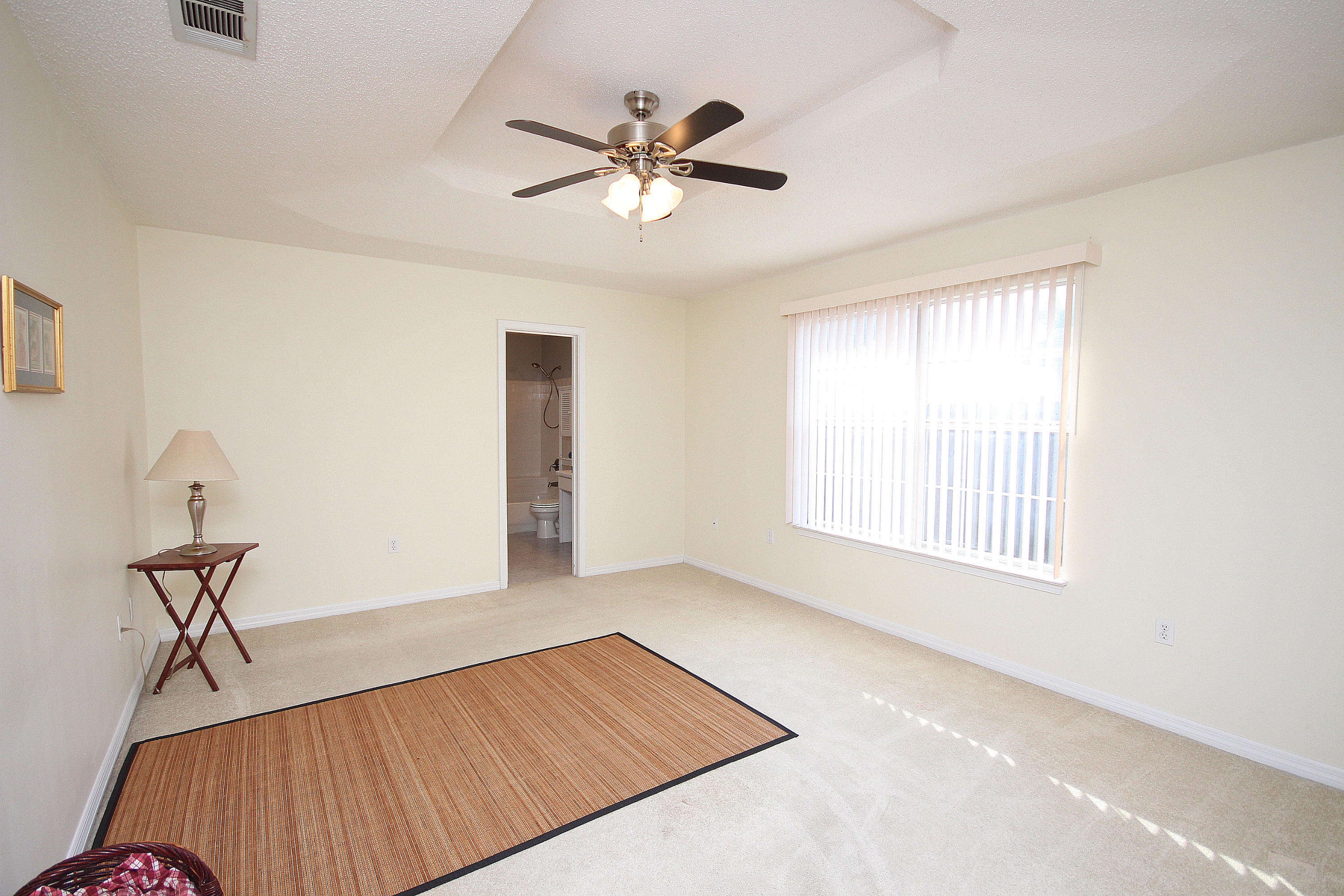 ROANOKE VILLAGE S/D - Residential