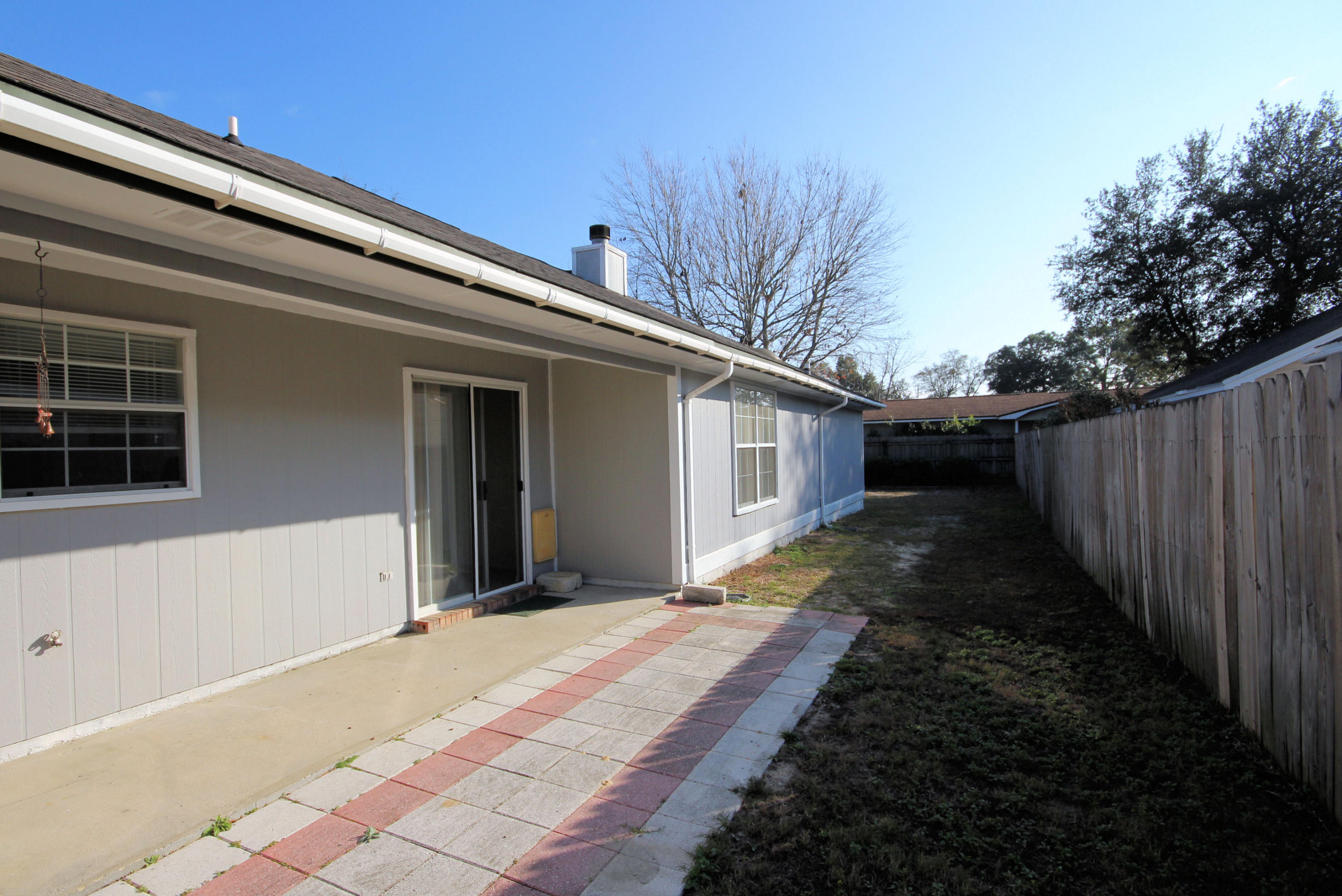 ROANOKE VILLAGE S/D - Residential