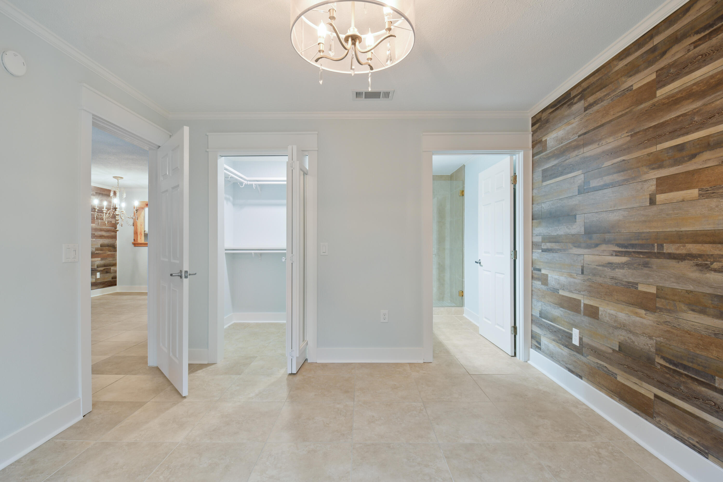 FLORIDA CLUB - Residential Lease