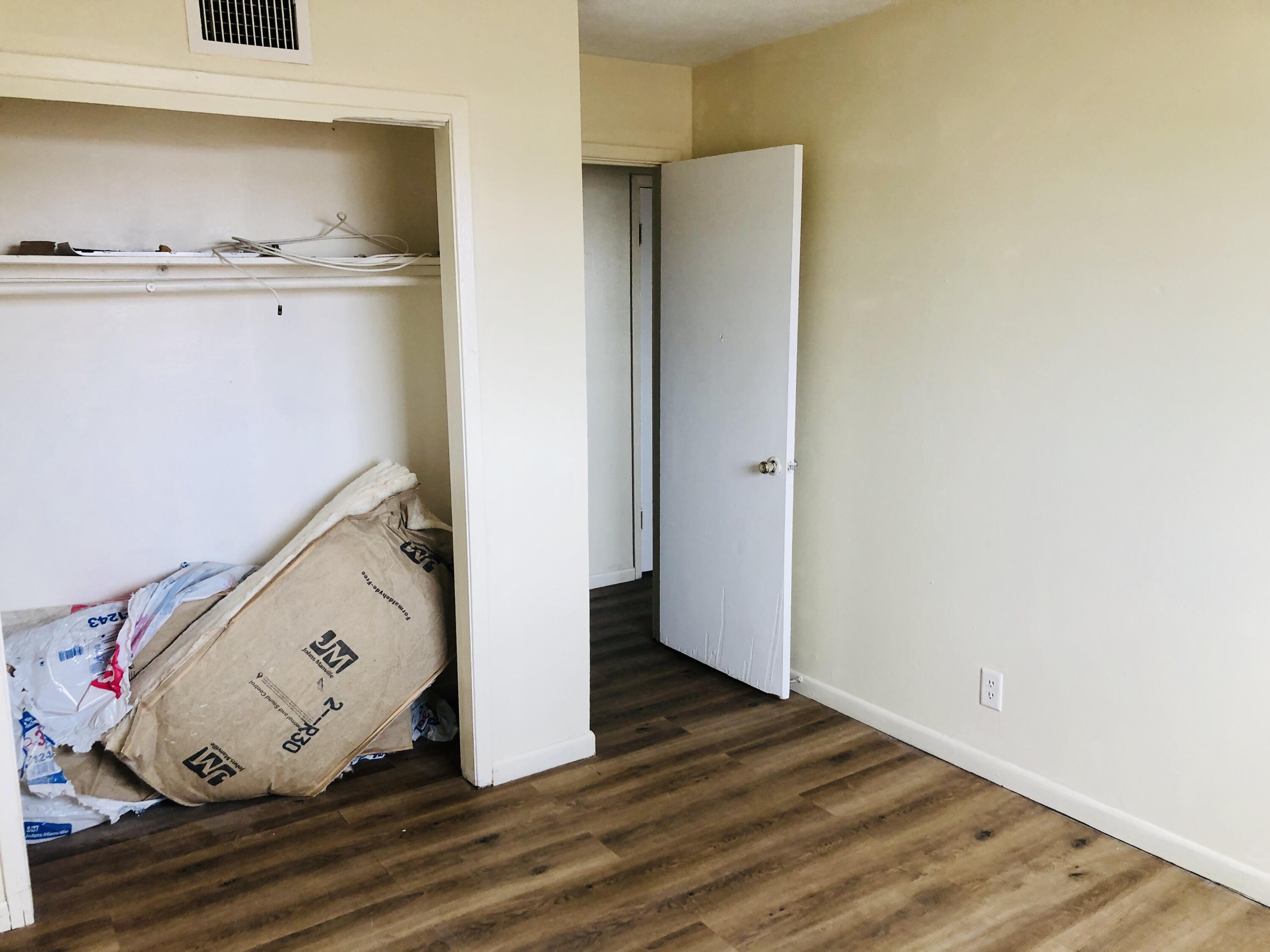 SILVER SANDS UNIT 2 - Residential