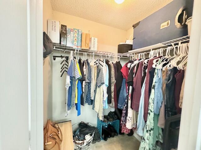 SHADOW OAK S/D - Residential Lease