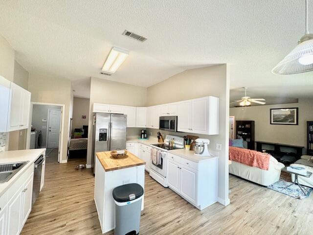 SHADOW OAK S/D - Residential Lease