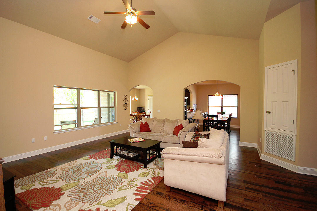 PEACH CREEK PH 1 - Residential