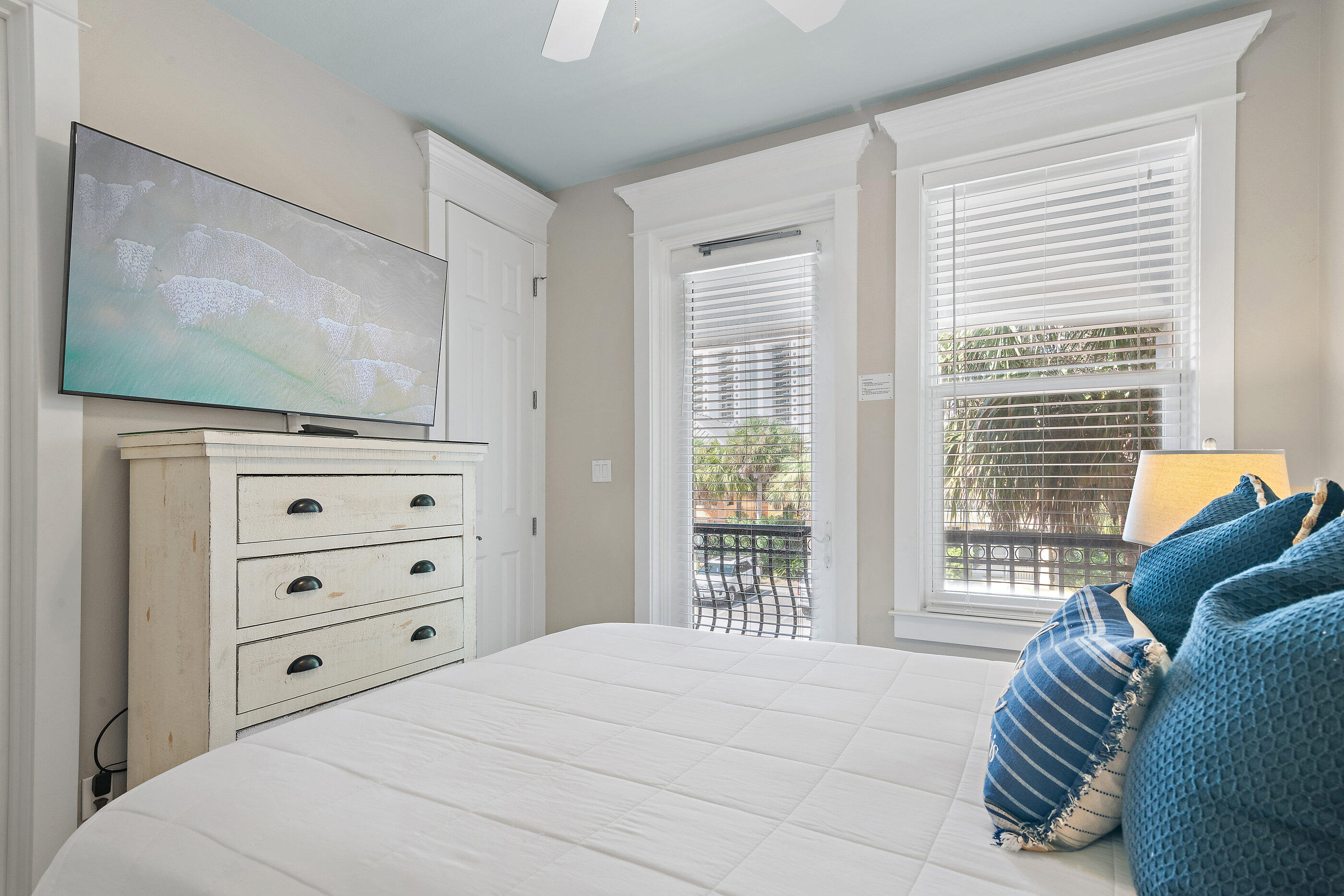 MIRAMAR BEACH VILLAS - Residential