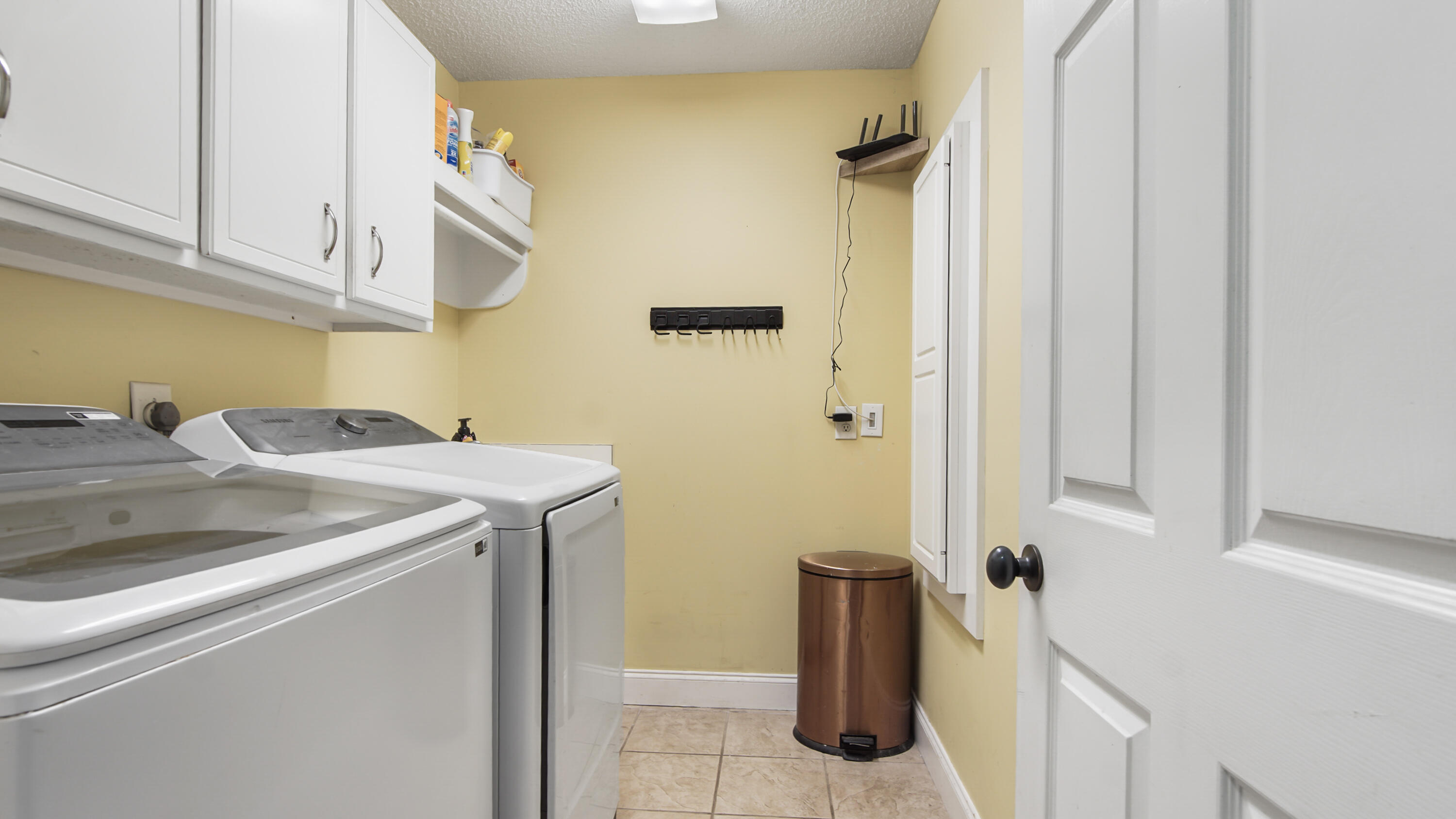 KINGS POINT UNIT 6 - Residential