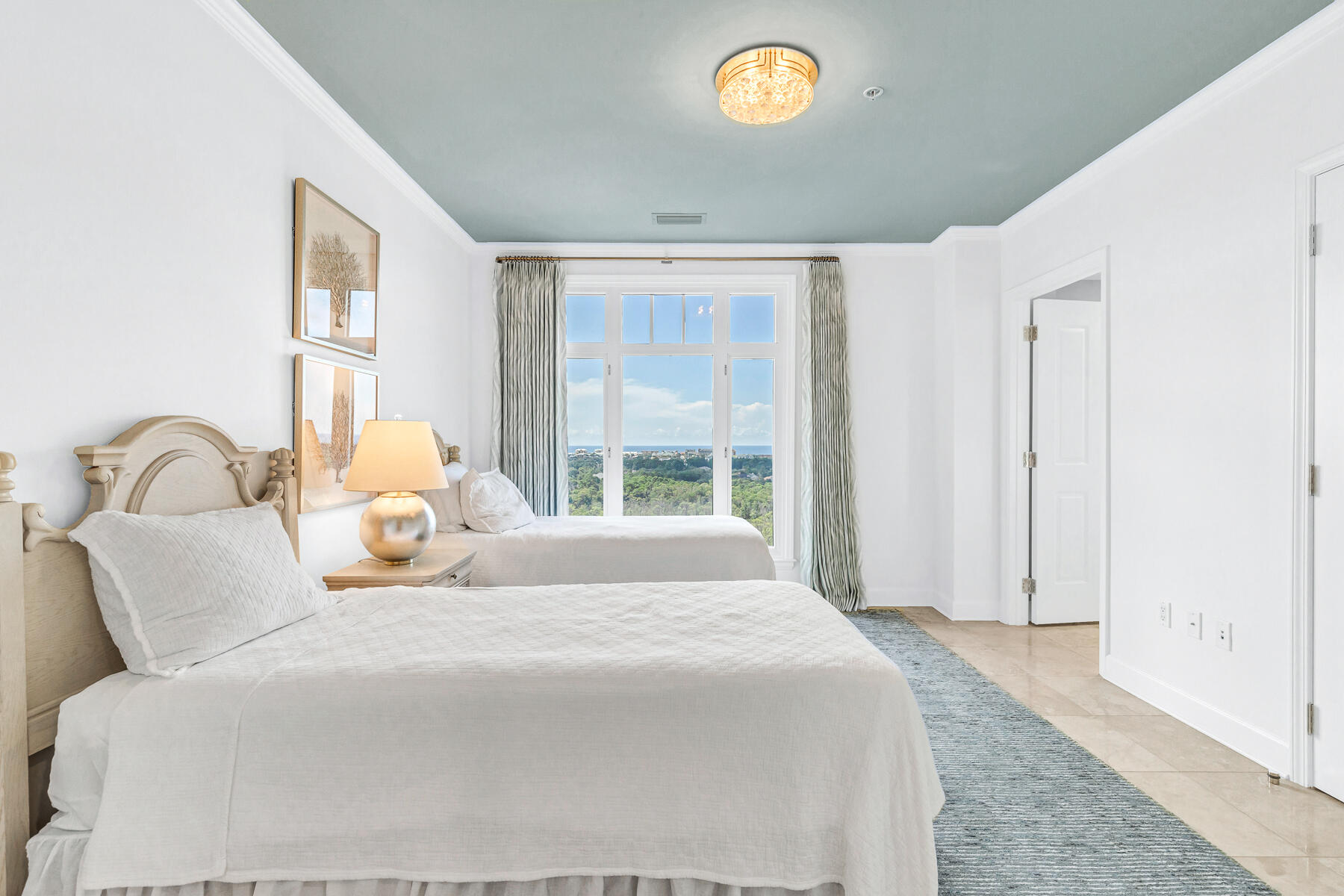 ONE WATER PLACE AT KELLY PLANTATION - Residential