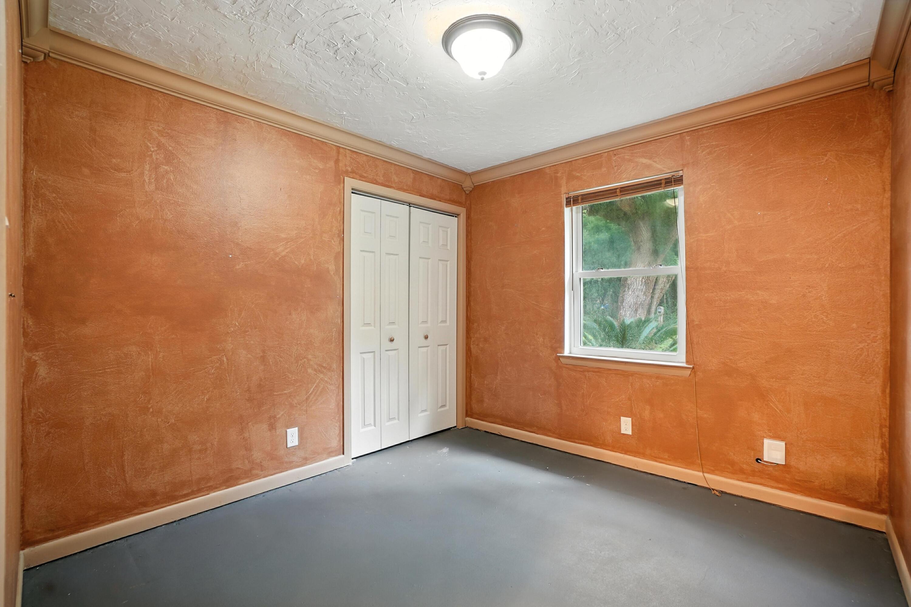 HAYES HEIGHTS - Residential