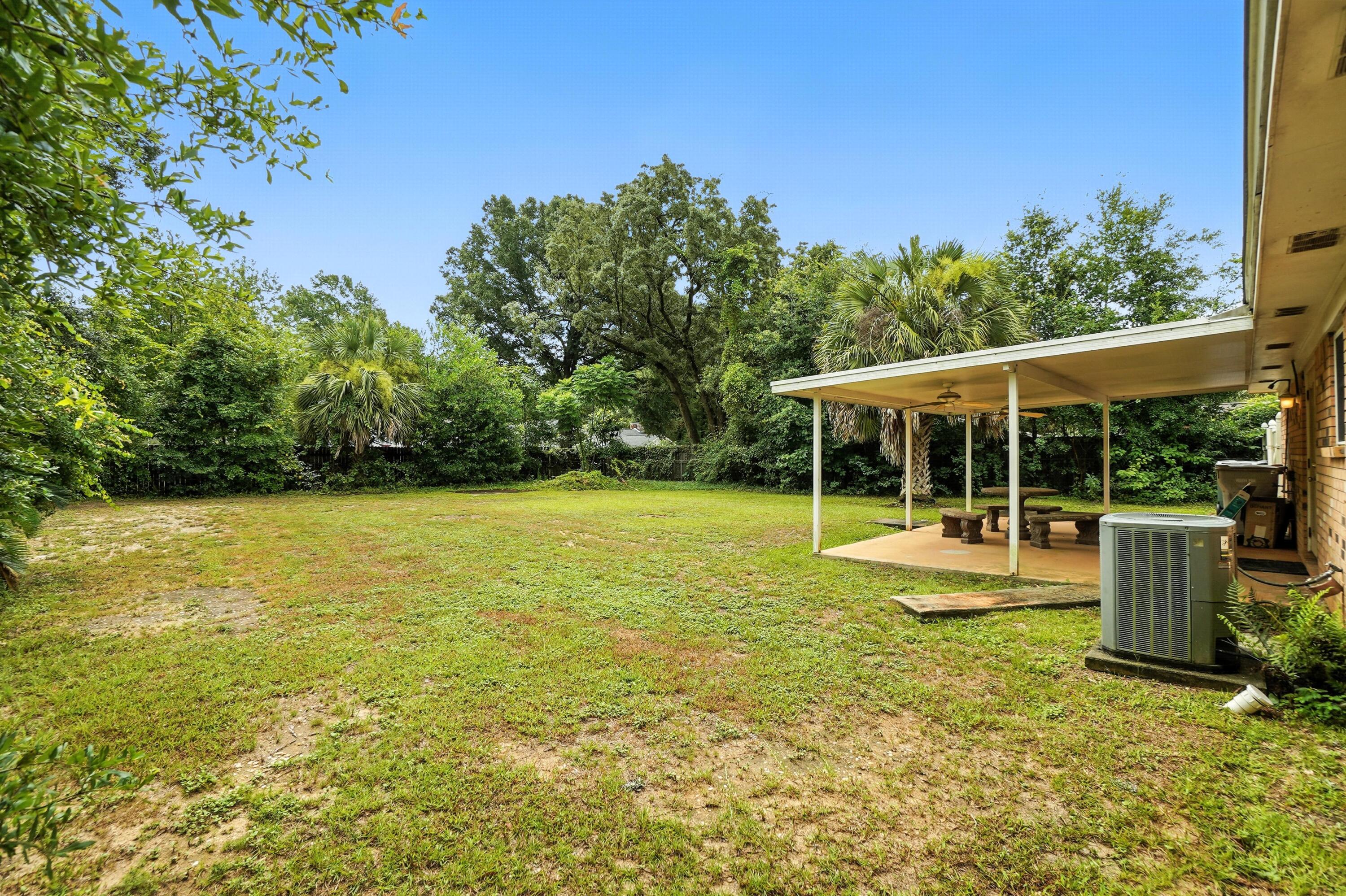 HAYES HEIGHTS - Residential
