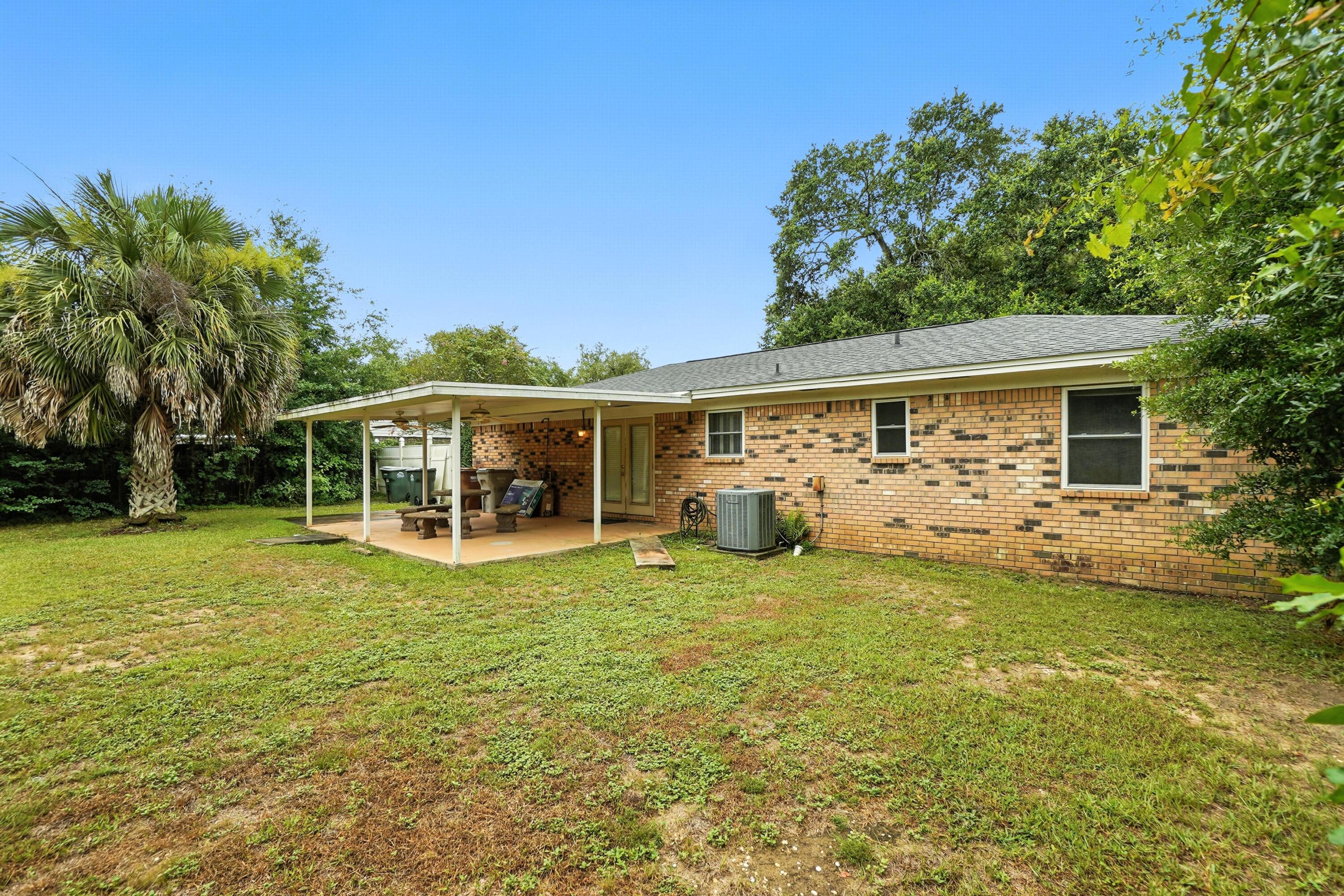 HAYES HEIGHTS - Residential