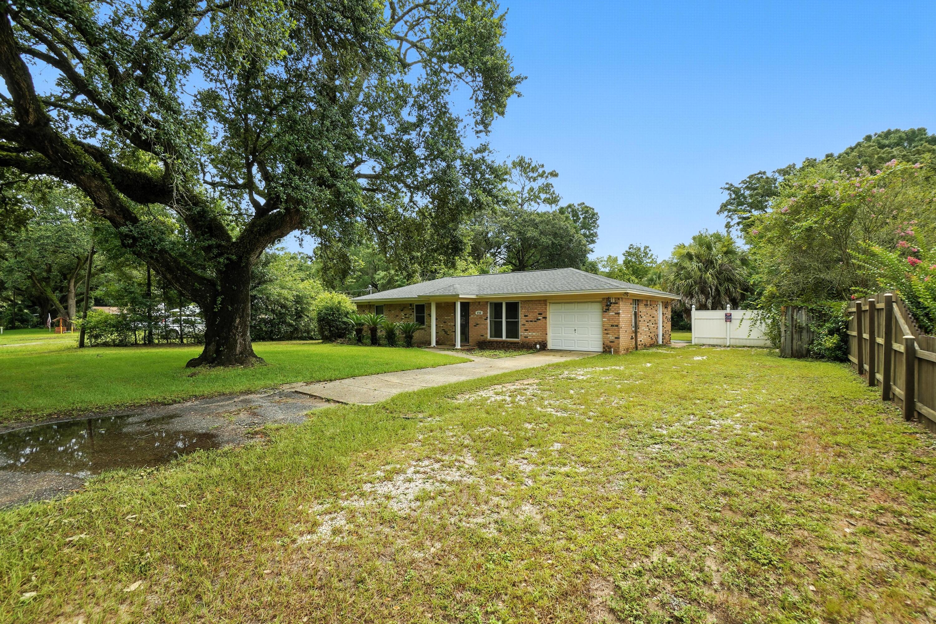 HAYES HEIGHTS - Residential