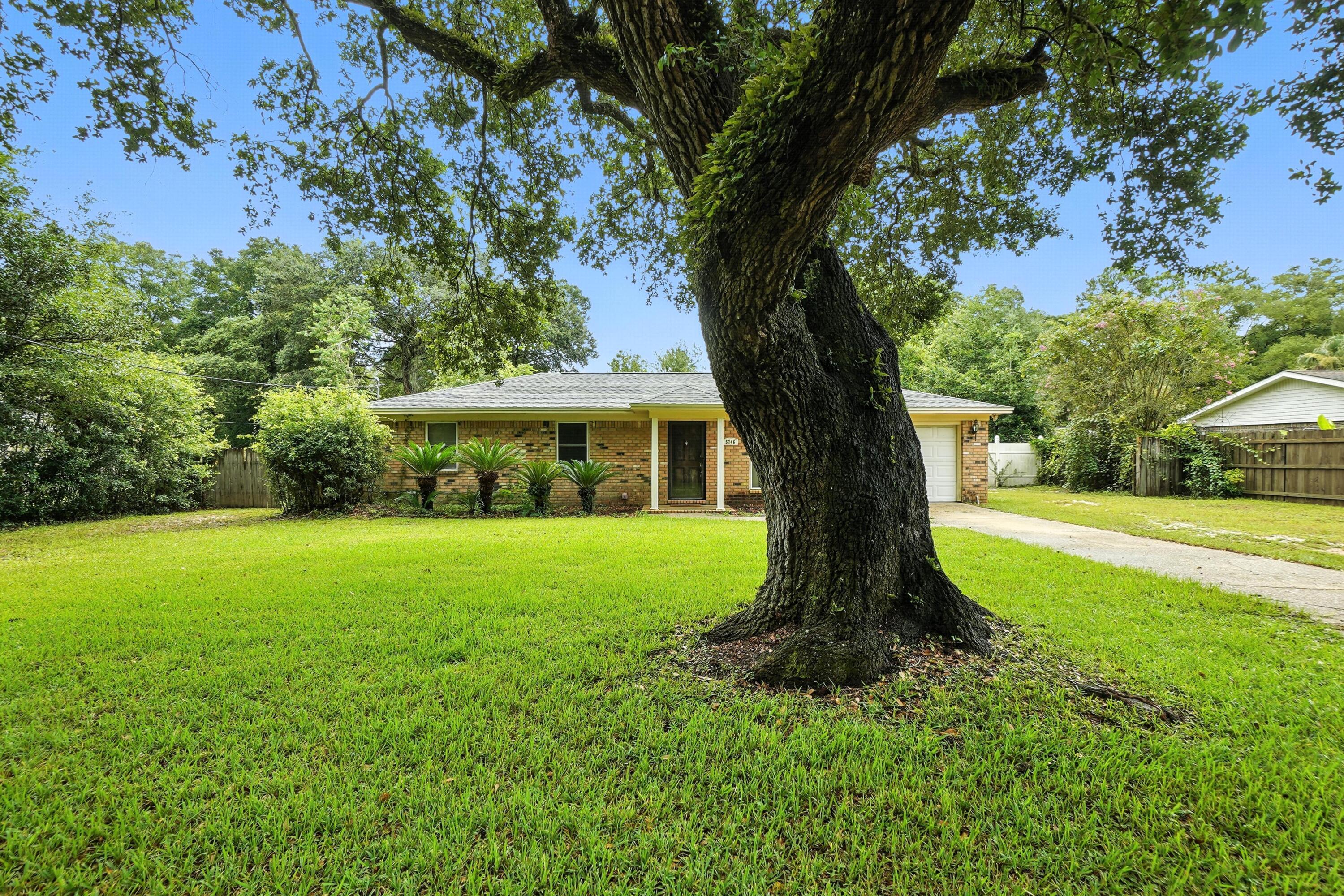 HAYES HEIGHTS - Residential