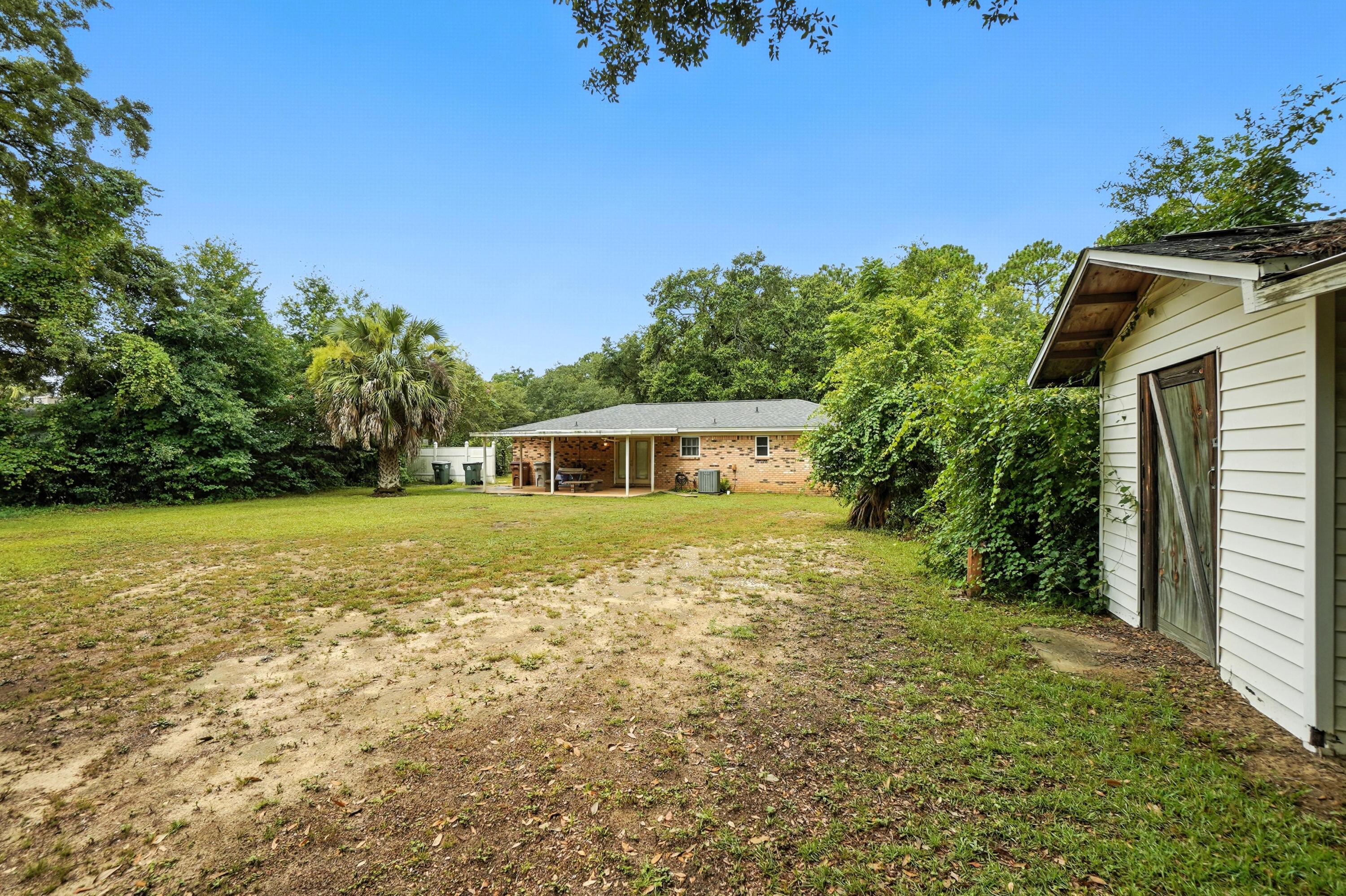 HAYES HEIGHTS - Residential