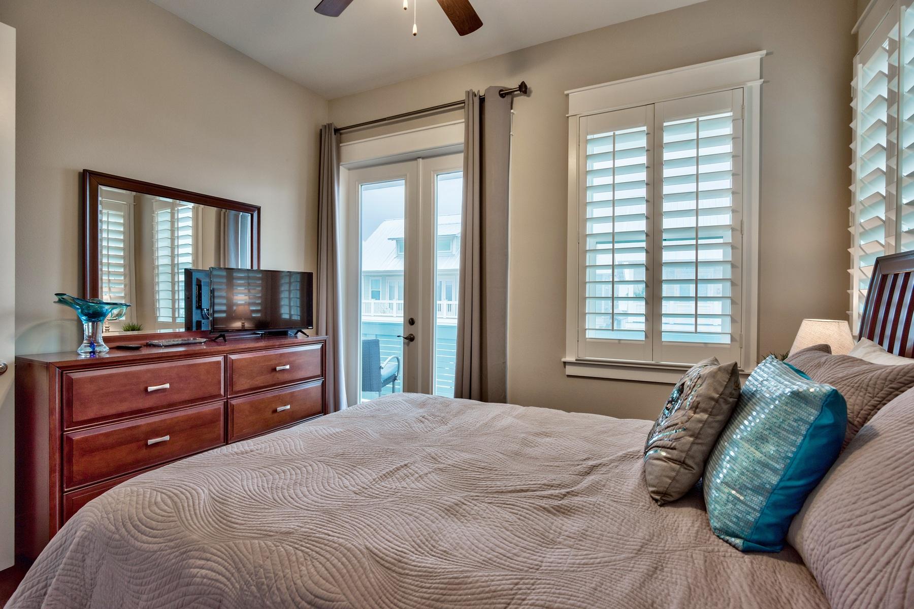 Prominence/Triplex Townhomes - Residential