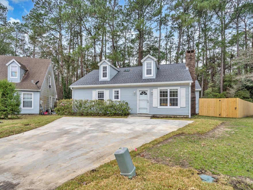 Fully remodeled 3 bed 2 bath home located at the end of a quiet cul-de-sac. Located 8 minutes from the East gate of Hurlburt AFB and 12 minutes from Eglin West gate. Brand new roof, water heater, stainless steel appliances, kitchen cabinets with a beautiful tile backsplash, quarts counter tops, fully renovated bathrooms including a walk-in tiled shower in the Primary. Brand new driveway and privacy fence that encloses the entire property. Home is also listed as an active rental. Inquire today!