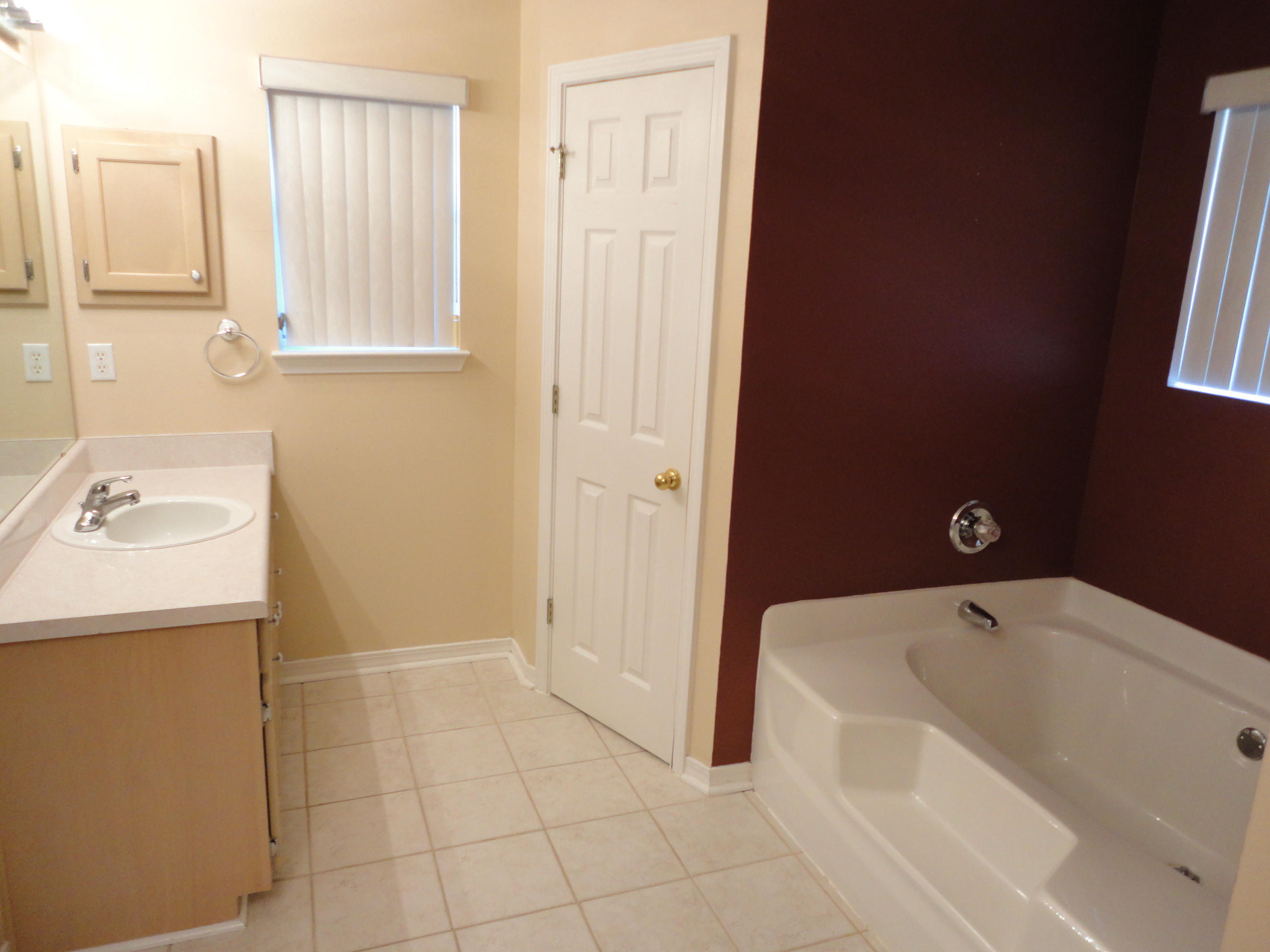 FOXWOOD ADDITION S/D - Residential