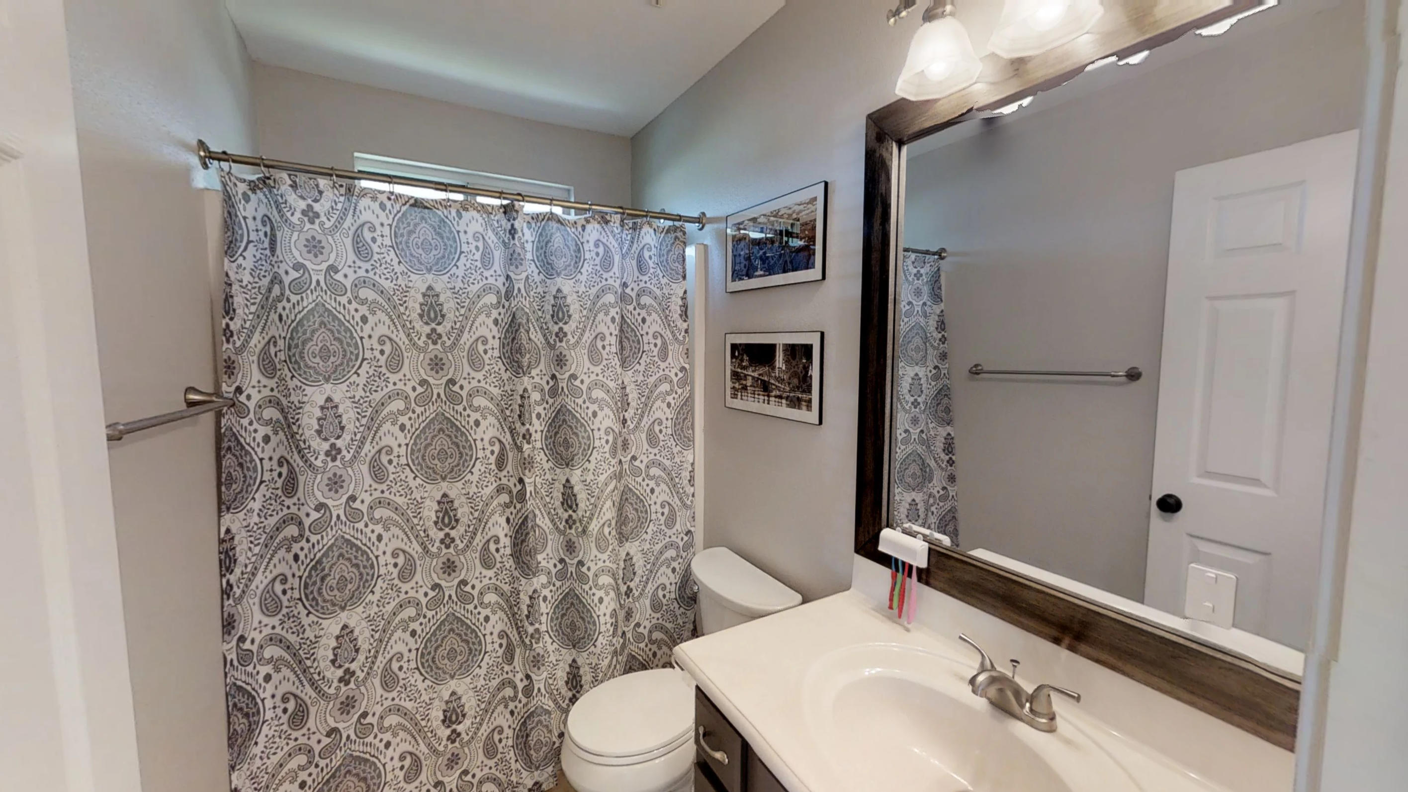 HOLLEY BY THE SEA - Residential