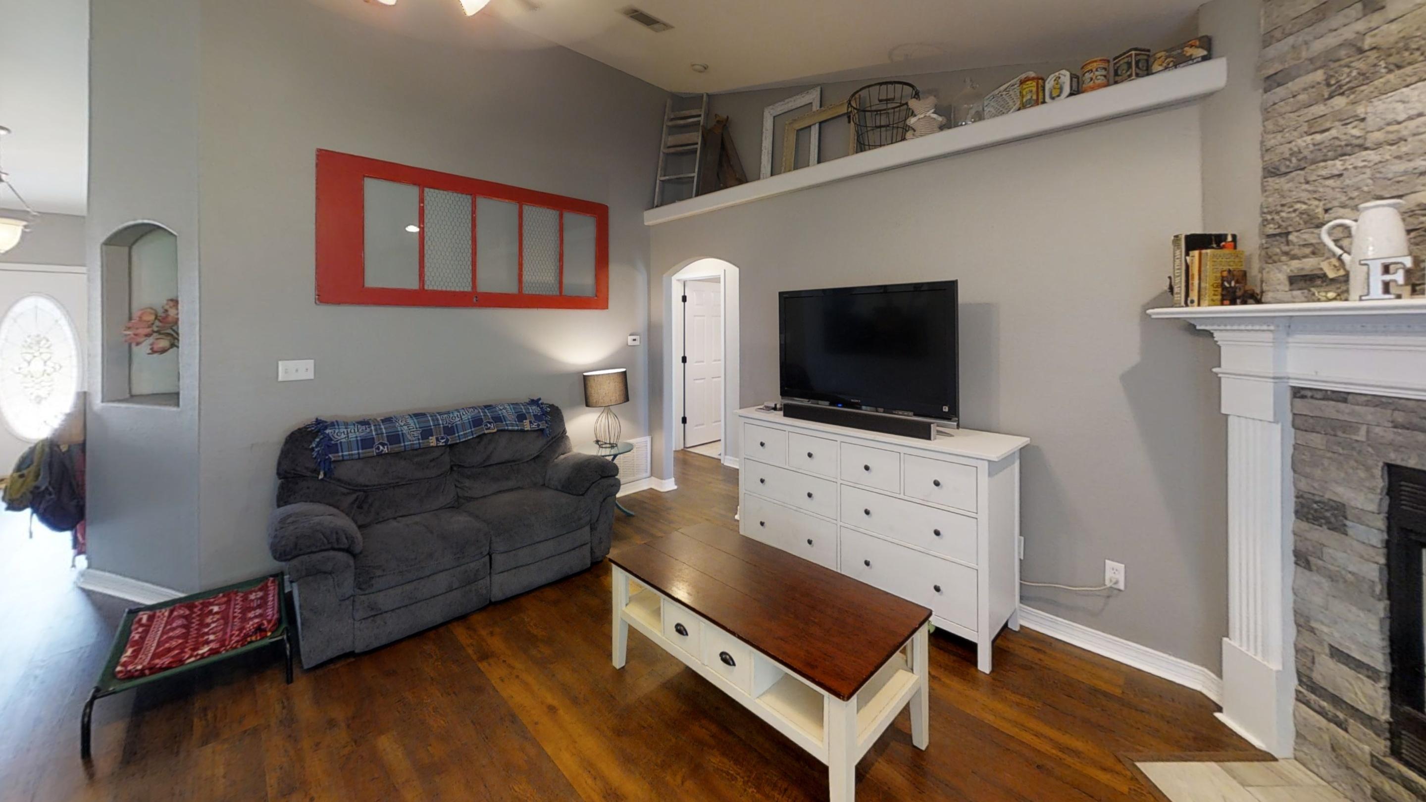 HOLLEY BY THE SEA - Residential